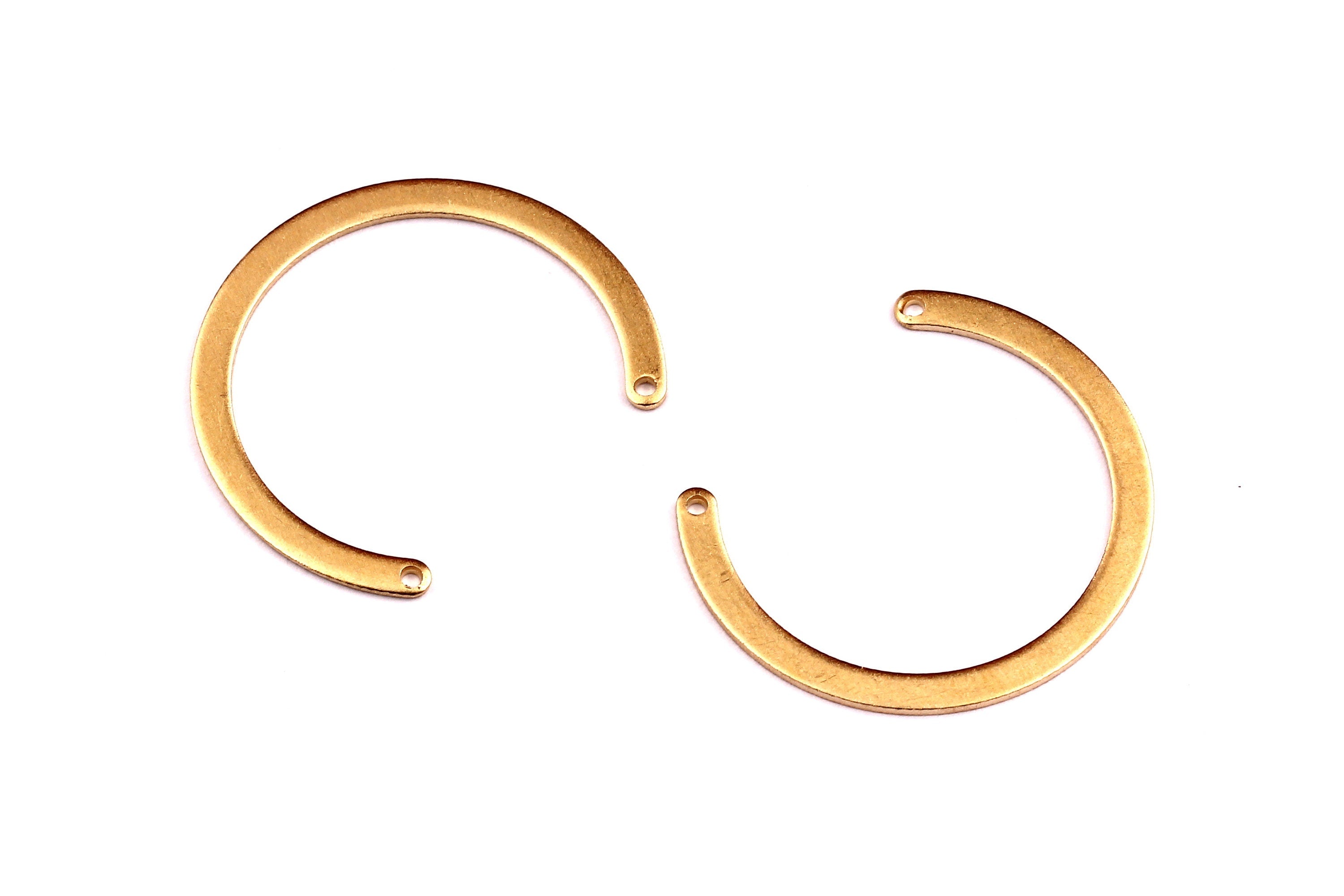 C Shaped Brass Charms - Raw Brass Hoop Connector - Jewelry Supplies - 24x28x0.75mm - PP1302 - DOMEDBAZAAR