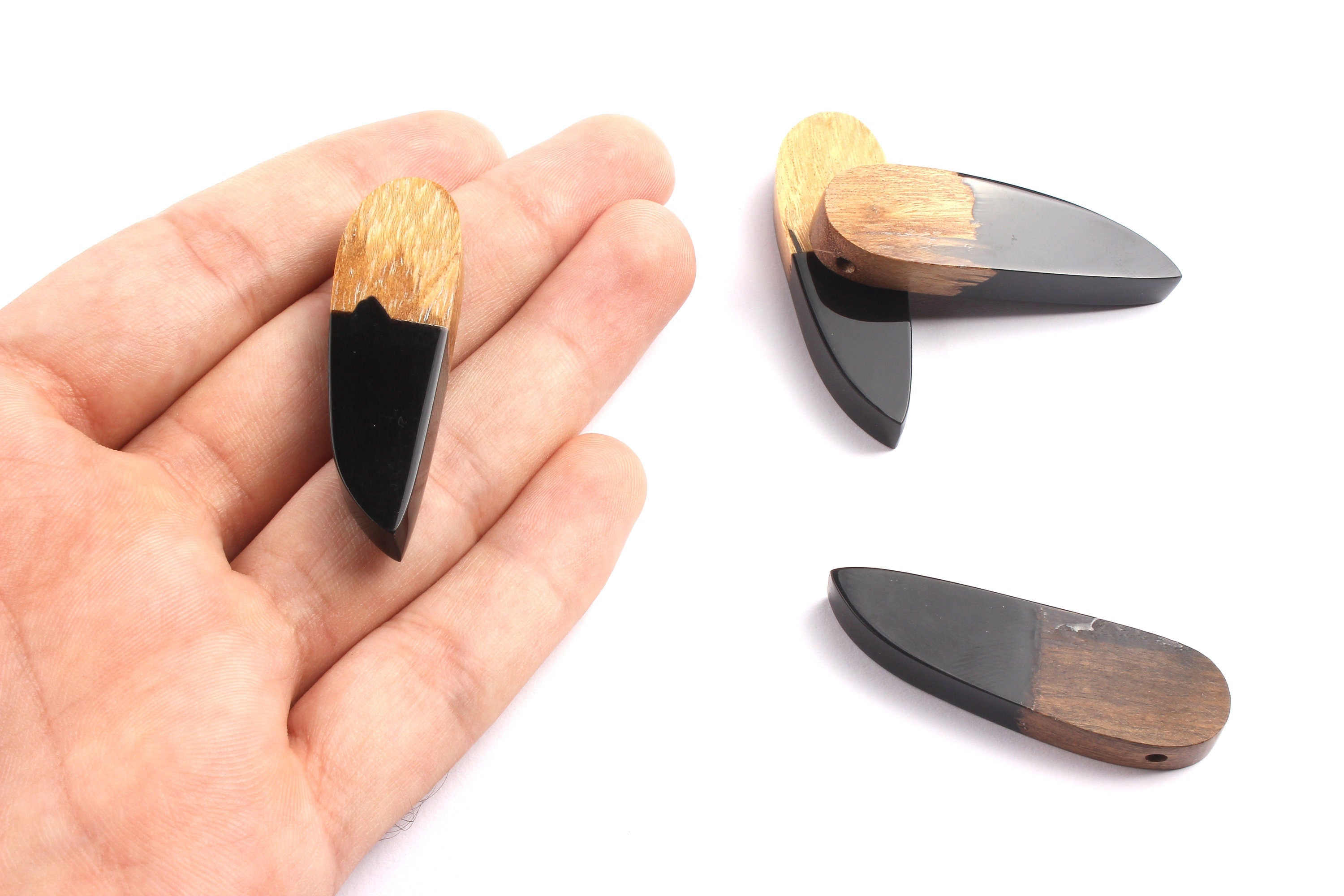 Griding Glue Oak Bark Wood Pendant - Oak Bark Griding Glue - Black Griding Glue Pendant - 51.1x15.5x7.18mm - BB1042D - DOMEDBAZAAR