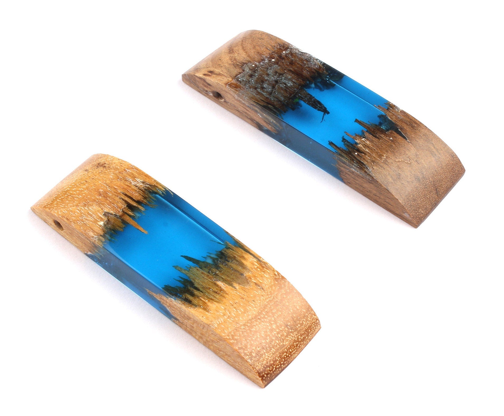 Griding Glue Oak Bark Wood Pendant - Blue Oak Bark Griding Glue - Griding Glue Pendant - 56.2x16.7x8.07mm - BB1049B - DOMEDBAZAAR