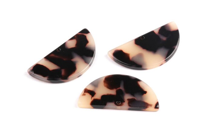 Acetate Semicircle Charms - 1 Hole - Blonde Tortoise Shell Earrings - Semicircle Pendant - Color Code: A06 - 33.5x16.5x2.6mm - AC1006J - DOMEDBAZAAR