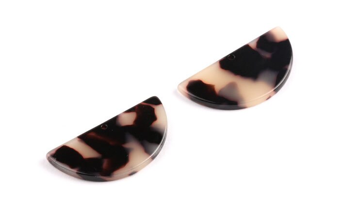 Acetate Semicircle Charms - 1 Hole - Blonde Tortoise Shell Earrings - Semicircle Pendant - Color Code: A06 - 33.5x16.5x2.6mm - AC1006J - DOMEDBAZAAR