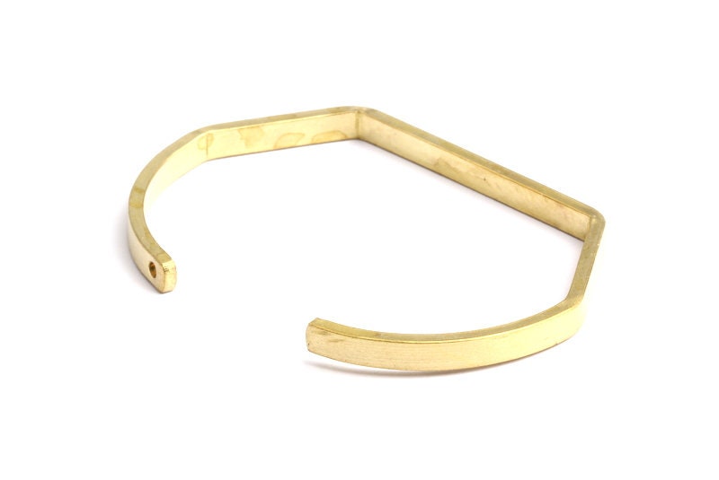 Adjustable Bangle Bracelet - Raw Brass Hexagon Engraving - Expandable Wire Bangle For Charms - Jewelry Supplies - 44.3x63.8x1.96mm - BRC8 - DOMEDBAZAAR