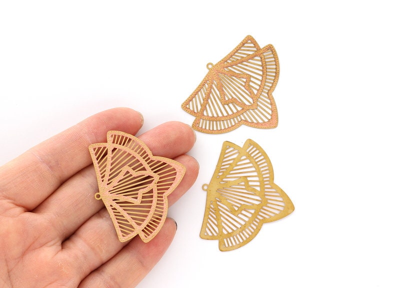 Raw Brass Flower Shaped  Necklace Charms - Hallow Out Necklace Charms - Necklace and Earring Findings - 37.1x45.6mm - JJB3267 - DOMEDBAZAAR