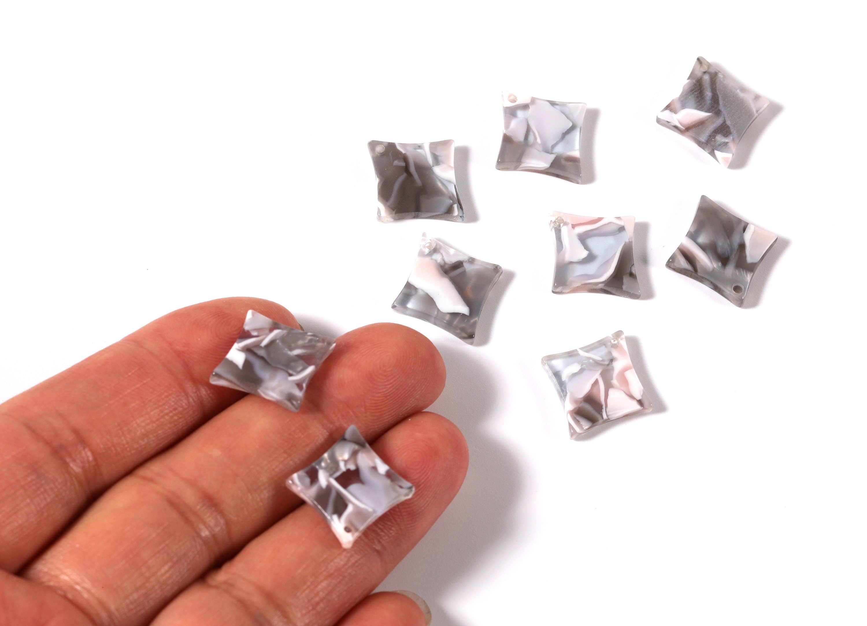 Acrylic Compass Points Earring Charms - Compass Points Pendant - Jewelry Supplies - Color Code: A20 - 17x12.57x2.68mm - AC1133A - DOMEDBAZAAR