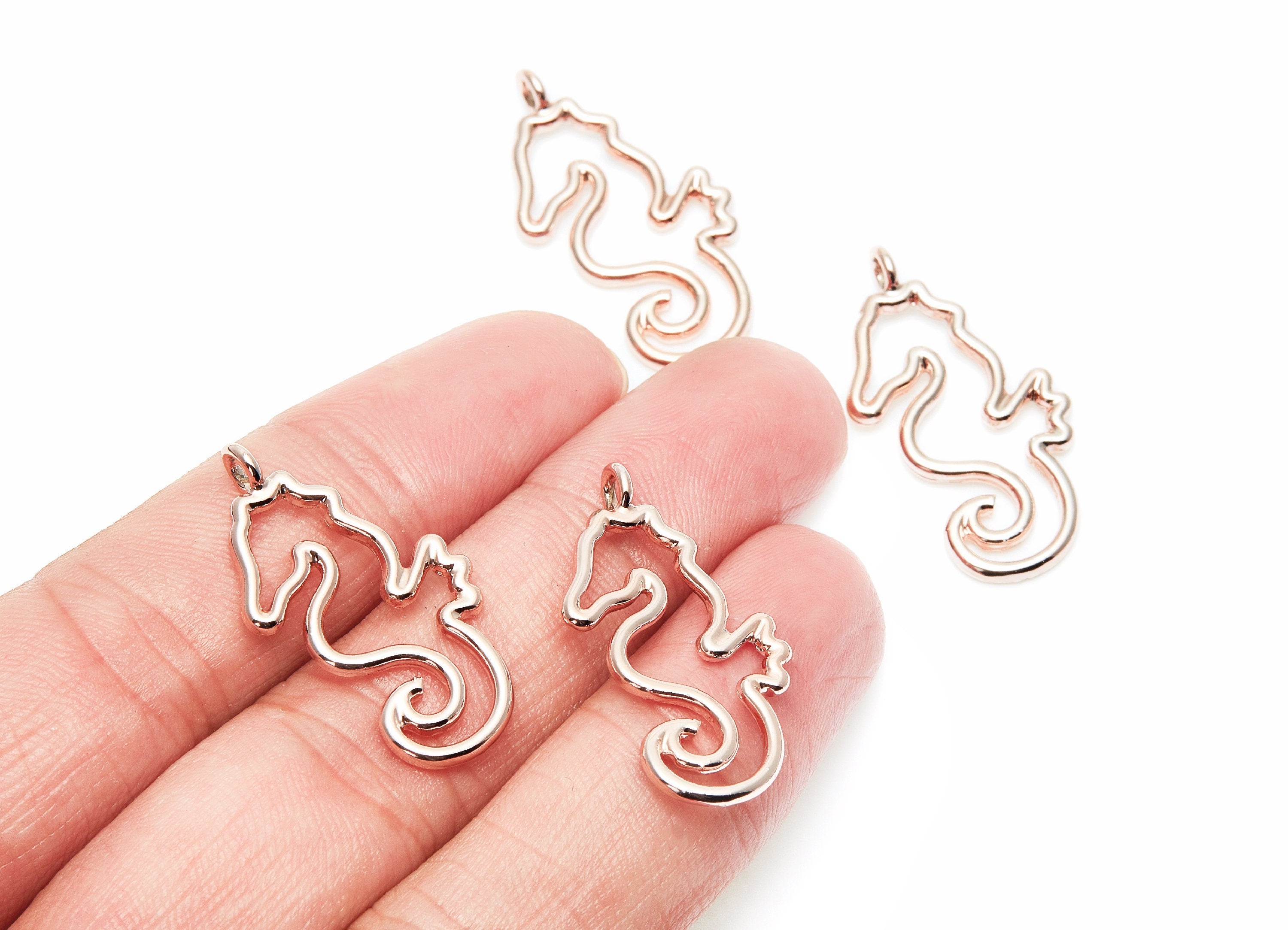 SeaHorse Shaped Charms- Zinc Alloy Earring Finding - Rose Tone - Alloy Pendant for Necklace - 30.7x15.06x1.78mm - ZZ1277R - DOMEDBAZAAR