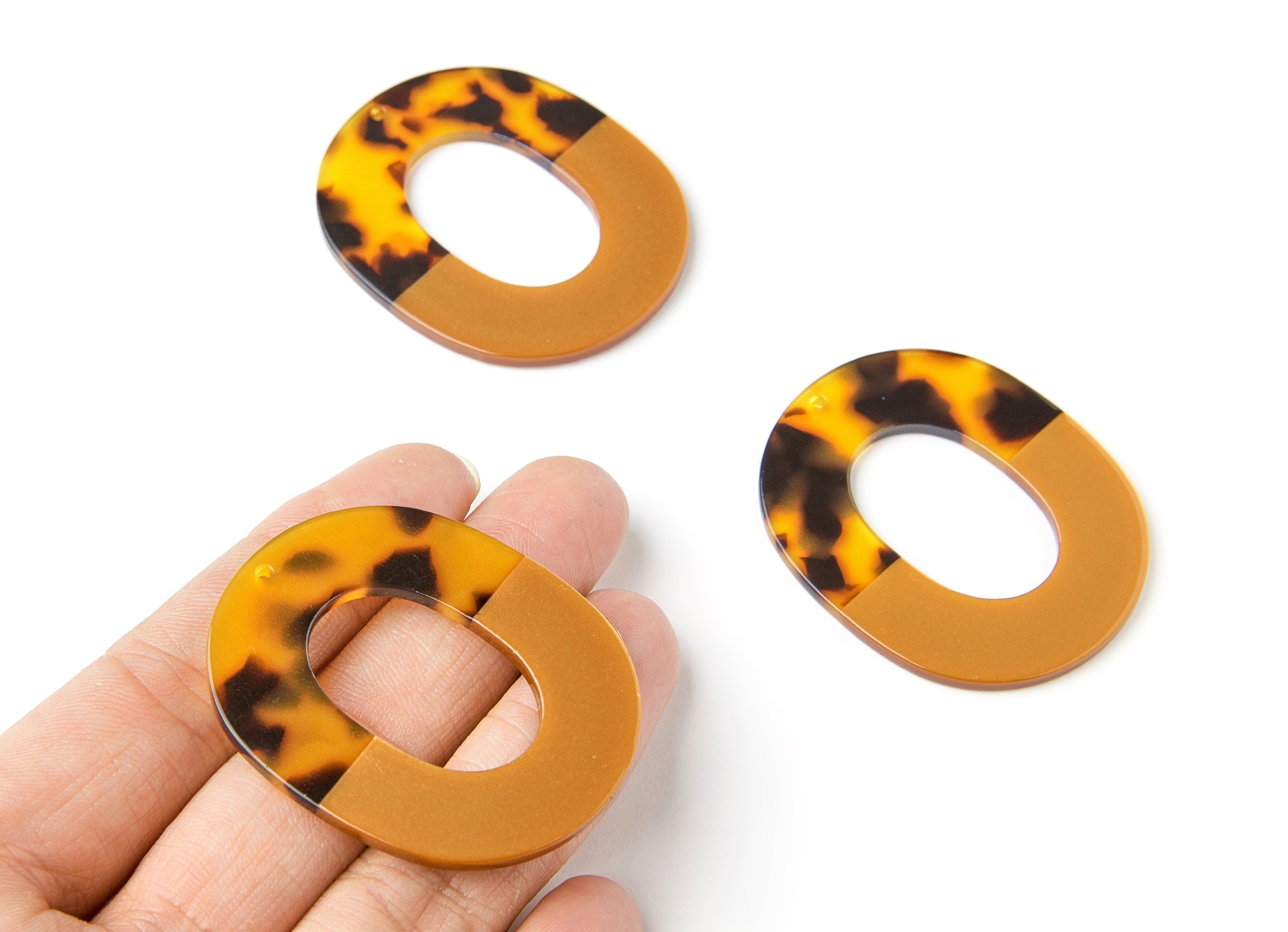 Acetate Oval Charms - Oval Earrings and Pendant - Earring Findings - Jewelry Supplies - Color Code: A02 - 50.2x41.68x2.62mm - AC1236B - DOMEDBAZAAR