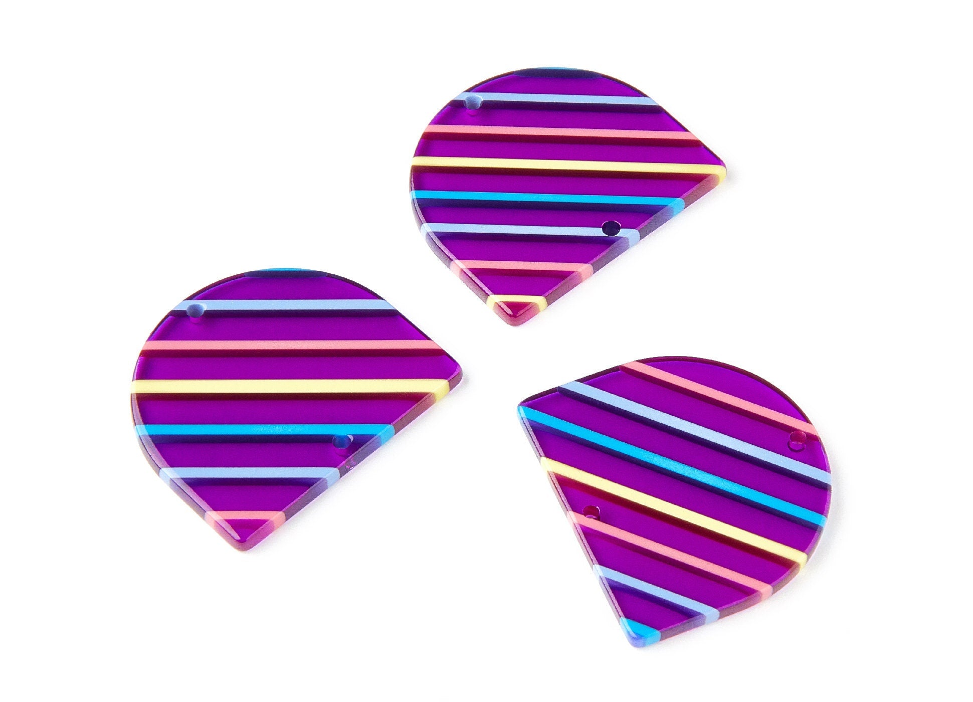 Acrylic Charms Two Hole - D Shaped Pendant - Acrylic Tortoise Shell Charm - Color Code: A65 - 33,43x29,25x2,84mm - AC1634-A65 - DOMEDBAZAAR