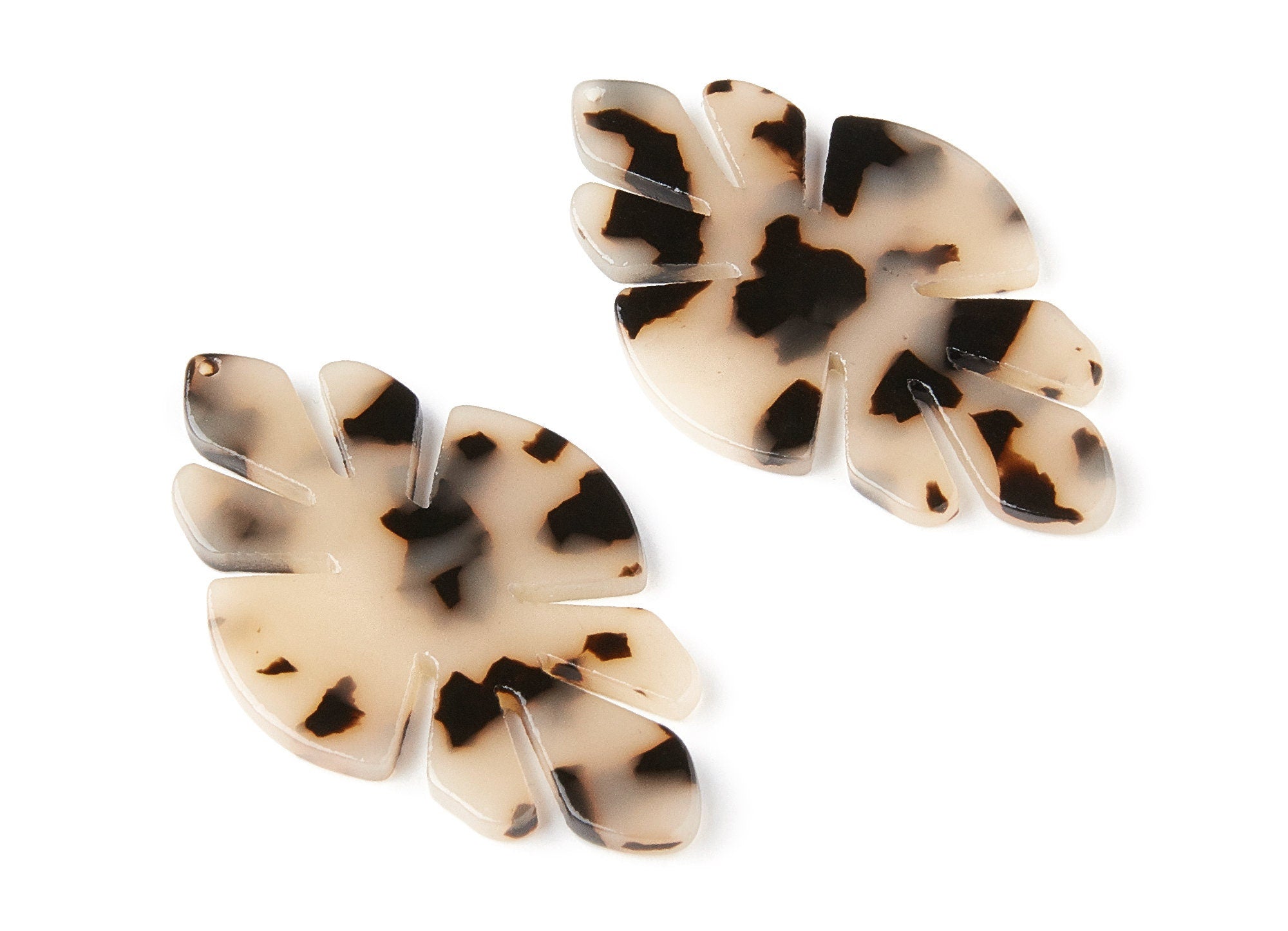 Acetate Acrylic Earring Charms - Blonde Tortoise Shell Earrings - Leaf Shaped Pendant - Color Code: A08 - 51,04x29,63x2,7mm - AC1244E - DOMEDBAZAAR
