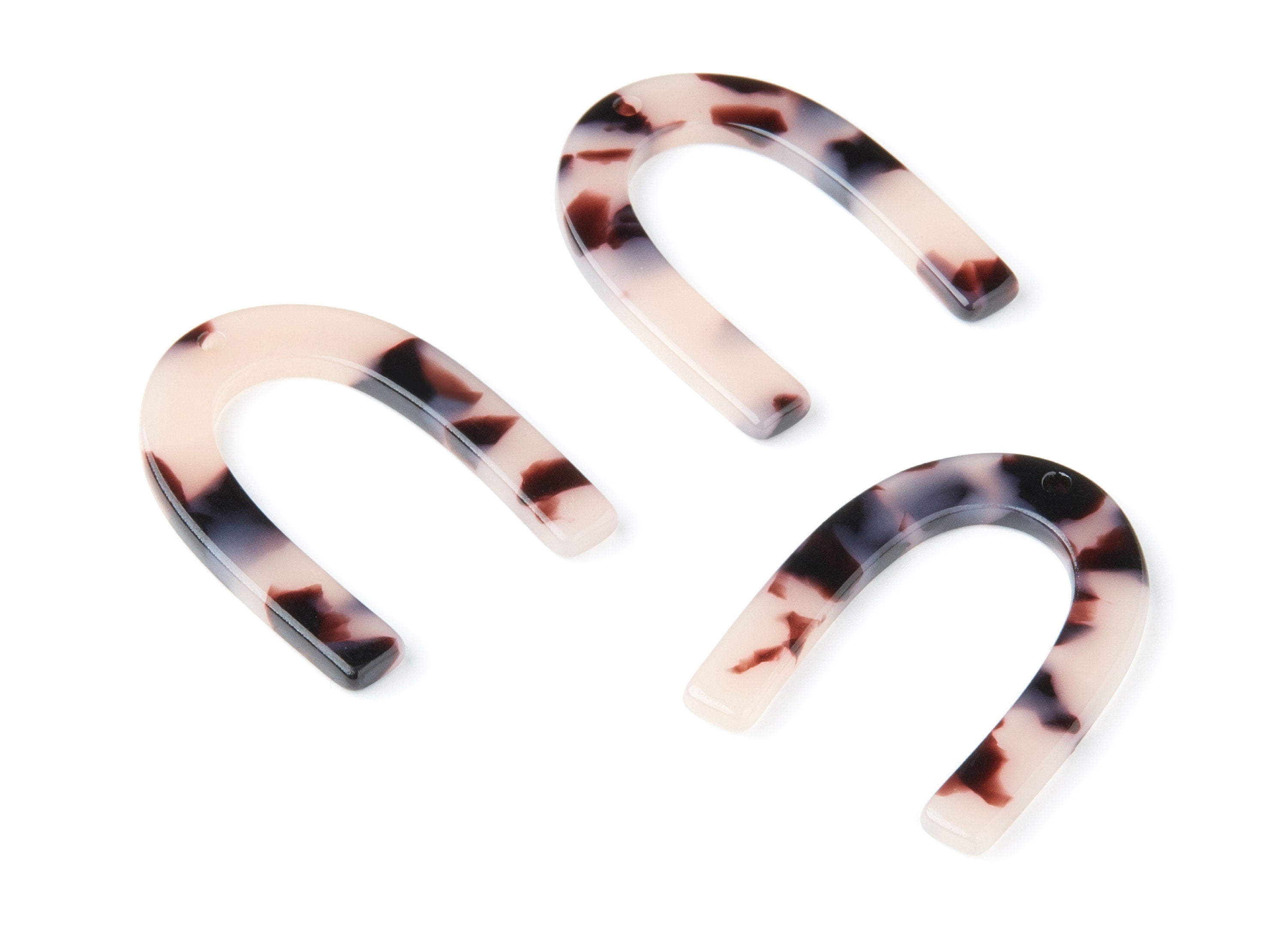 Acetate U Charm - Blonde Tortoise Shell Earrings - U Pendant - Jewelry Supplys - Color Code: A06 - 34.61x26.25x2.55mm - AC1114BB - DOMEDBAZAAR