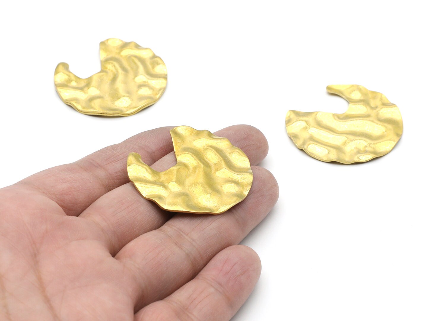 Brass Geometric Charms - Geometric Round Shaped Raw Brass - Jewelry Supplies - 38,42x38,42x1,66mm - PP1416 - DOMEDBAZAAR