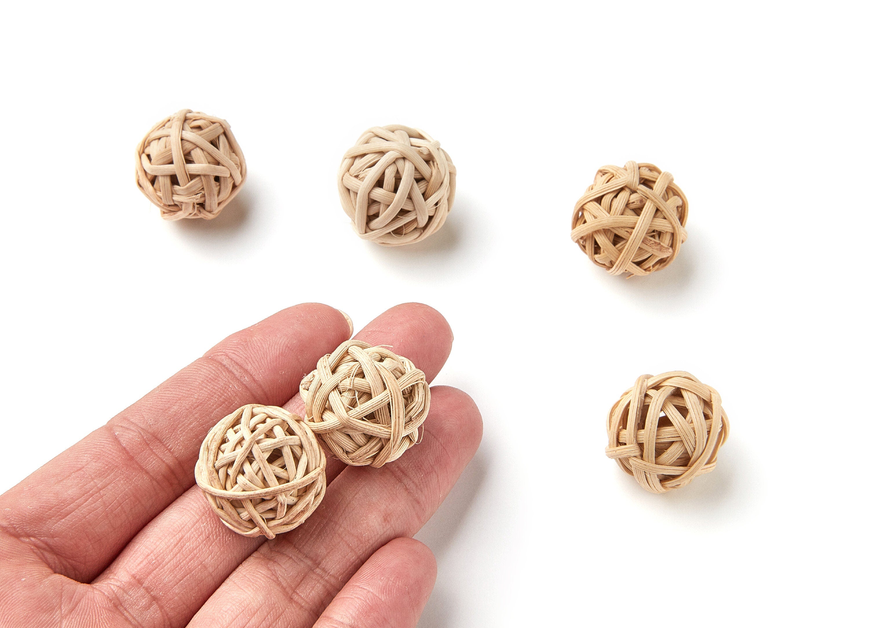 Handwoven Paper Rope Earrings - Ball Shaped Paper Rope Pendant - Wooden Straw Earring - Jewelery Handmade - 22.7x22.7mm - RT1069 - DOMEDBAZAAR