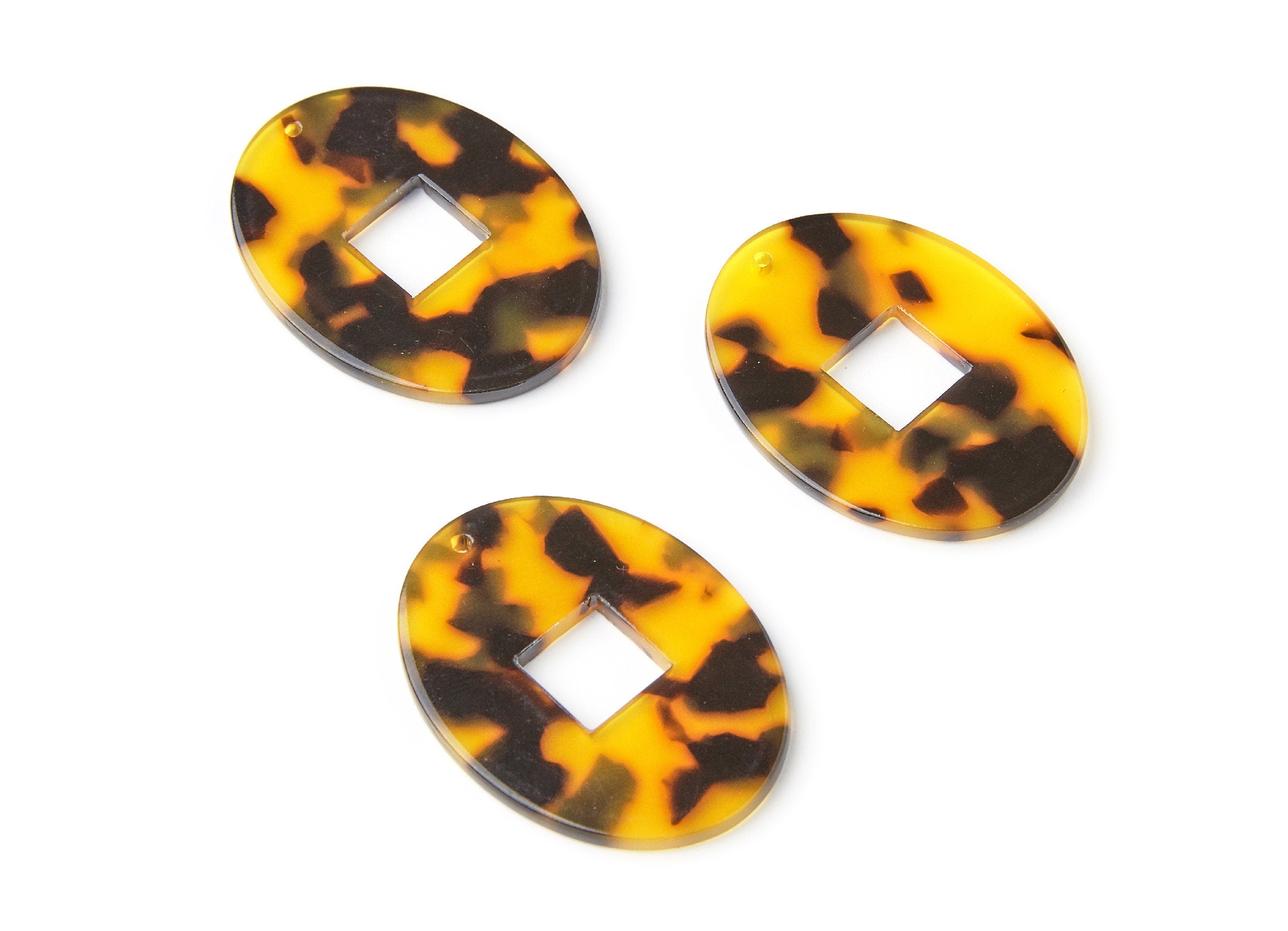 Acetate Acrylic Earring Charms - Tortoise Shell Earrings - Oval Shaped Pendant - Color Code: A02 - 40x30x2.67mm - AC1241B - DOMEDBAZAAR