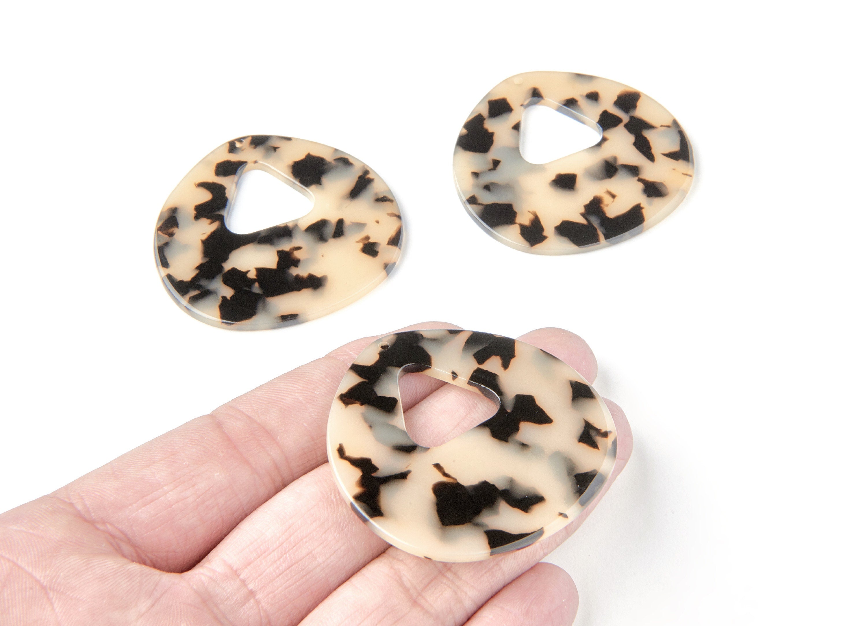 Acetate Acrylic Earring Charms - Blonde Tortoise Shell Earrings - Unique Shaped Pendant - Color Code: A08 - 47.2x48.7x2.54mm - AC1200D - DOMEDBAZAAR
