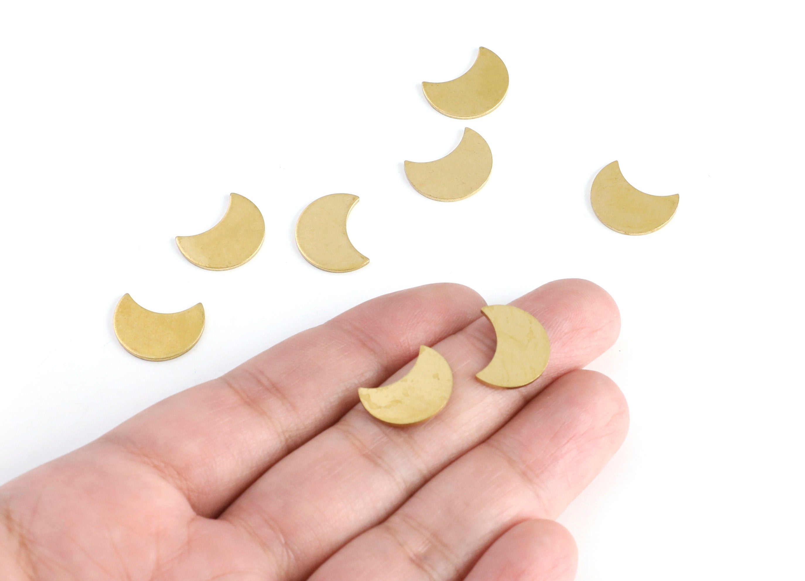 Brass Moon Charms - Moon Shaped Raw Brass Connector - Jewelry Supplies - 15.2x11.72x1mm - PP1439 - DOMEDBAZAAR
