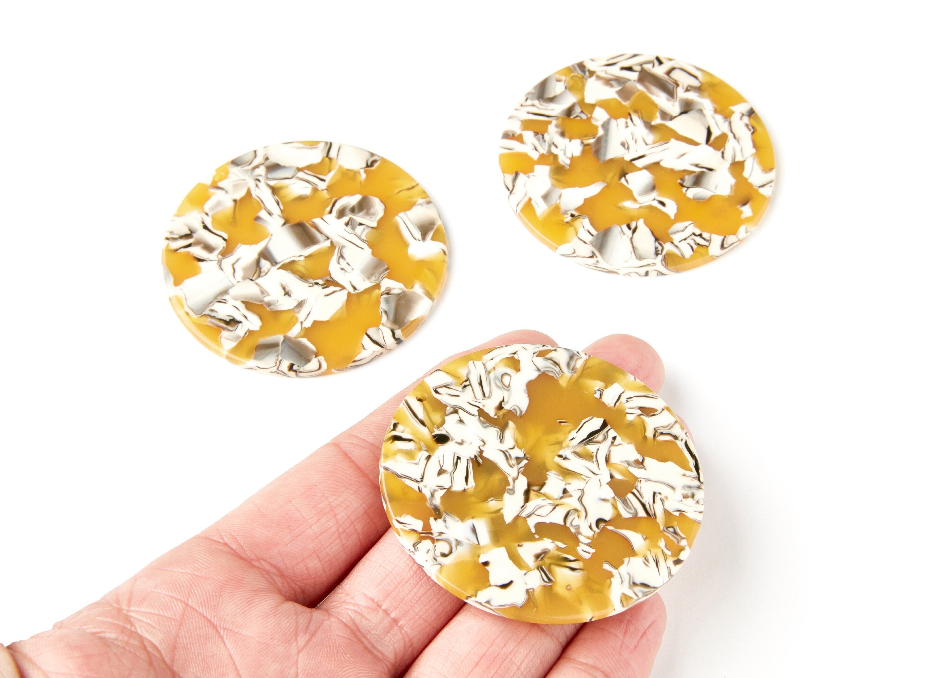 Acetate Round Earring Charms - Acrylic Coin Pendant - Earring Findings - Jewelry Supplies - Color Code: A14 - 57x57x2,75mm - AC1296F - DOMEDBAZAAR