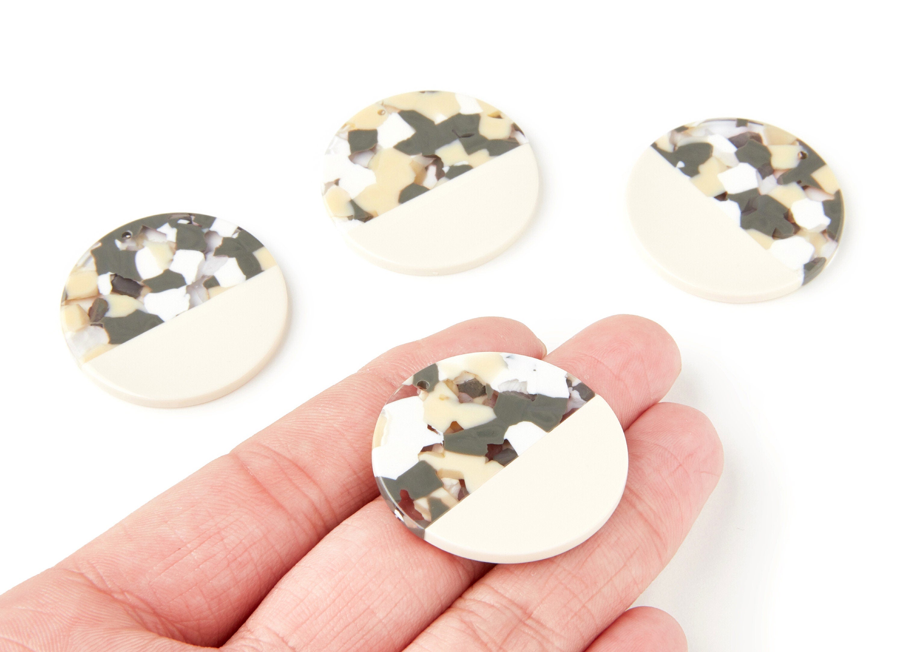 Acetate Round Charms - Coin Earrings and Pendant - Earring Findings - Jewelry Supply - 35,15x35,15x3mm - AC1256F - DOMEDBAZAAR