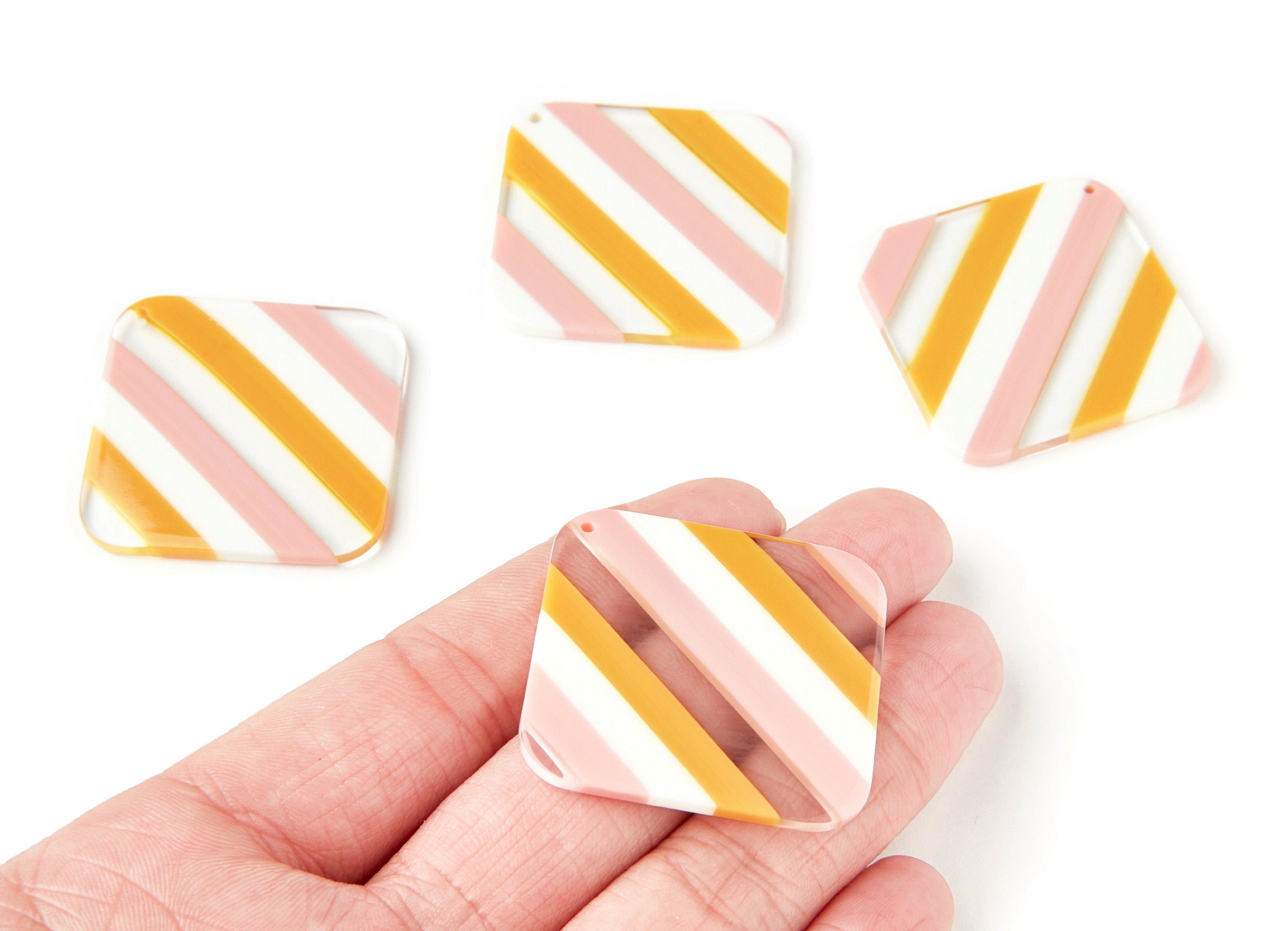 Acetate Square Earring Charms - Big Square pendant - Earring Findings - Jewelry Supplies - Color Code: A117 - 38,1x38,1x2,72mm - AC1257A - DOMEDBAZAAR