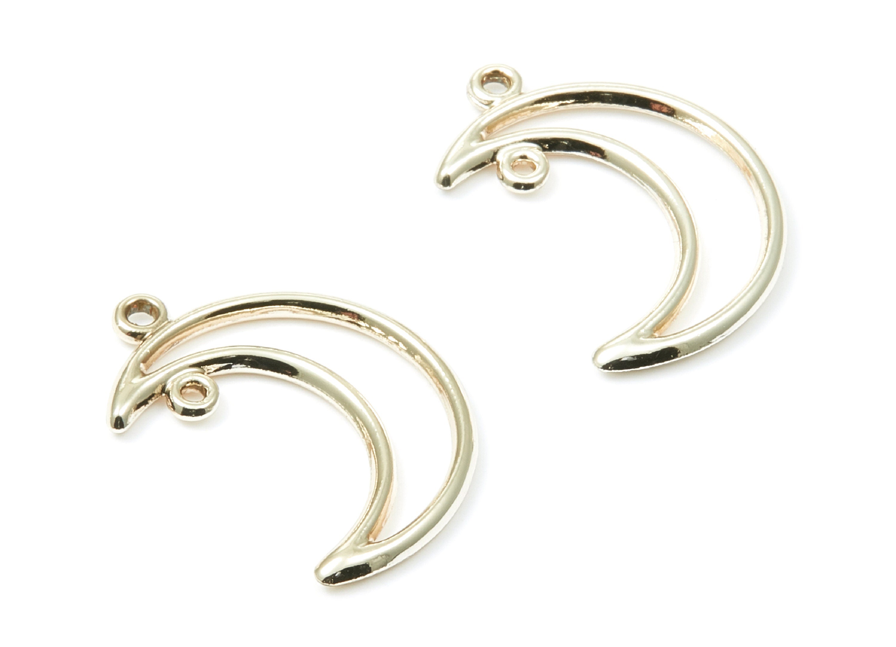 Moon Shaped Charms - Zinc Alloy Earring Finding with 2 Holes - Gold Tone - Alloy Pendant for Necklace - 28,15x19,19x2mm - ZZ1253 - DOMEDBAZAAR