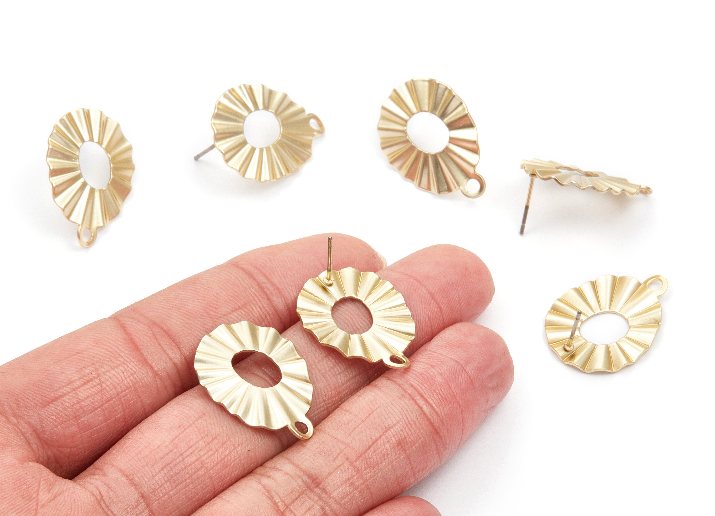 Iron Earring Stud - Gold Tone Plated - Oval shaped Earring Post - Earring findings - Jewelry Supplies - 24,89x18,17x0,6mm - ZZ1318 - DOMEDBAZAAR