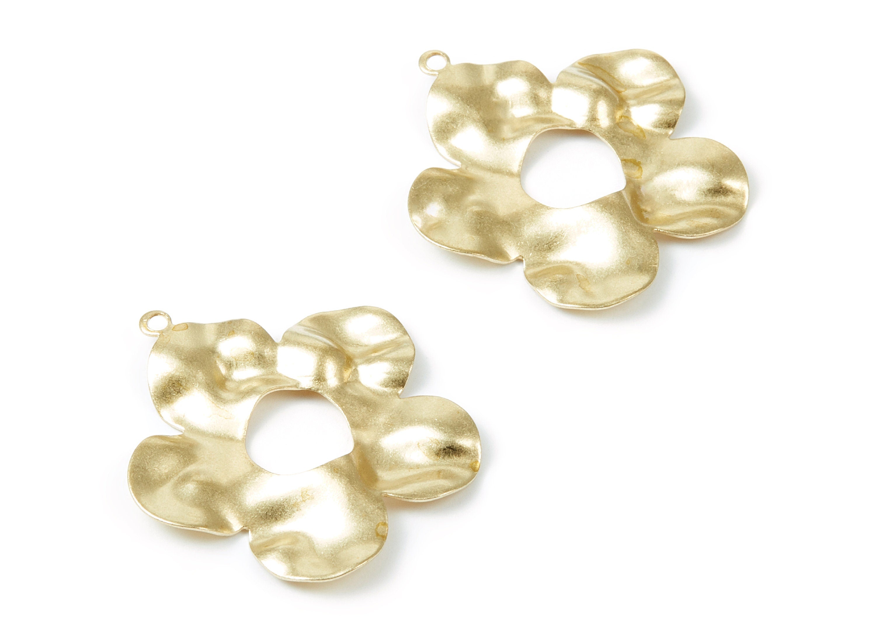 Brass Wavy Flower Charms - Wavy Flower Shaped Raw Brass Pendant - Earring Findings - Jewelry Supplies - 33.37x31.5x2mm - PP1990 - DOMEDBAZAAR
