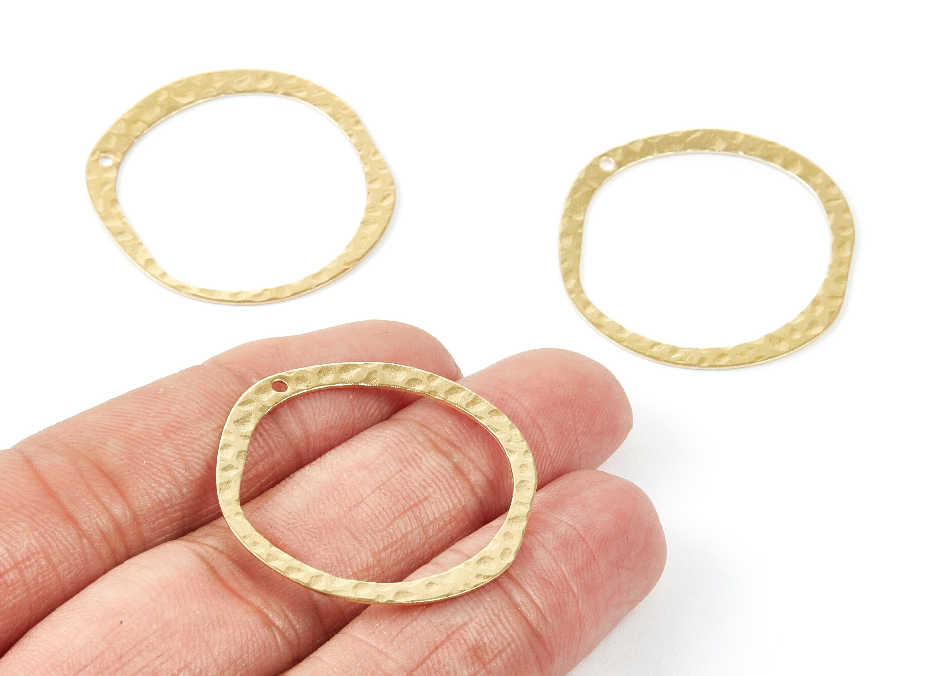 Brass Irregular Circle Charms - Irregular Circle Shaped Raw Brass Pendant - Jewelry Supplies - 34,37x33,67x0,56mm - PP2085 - DOMEDBAZAAR