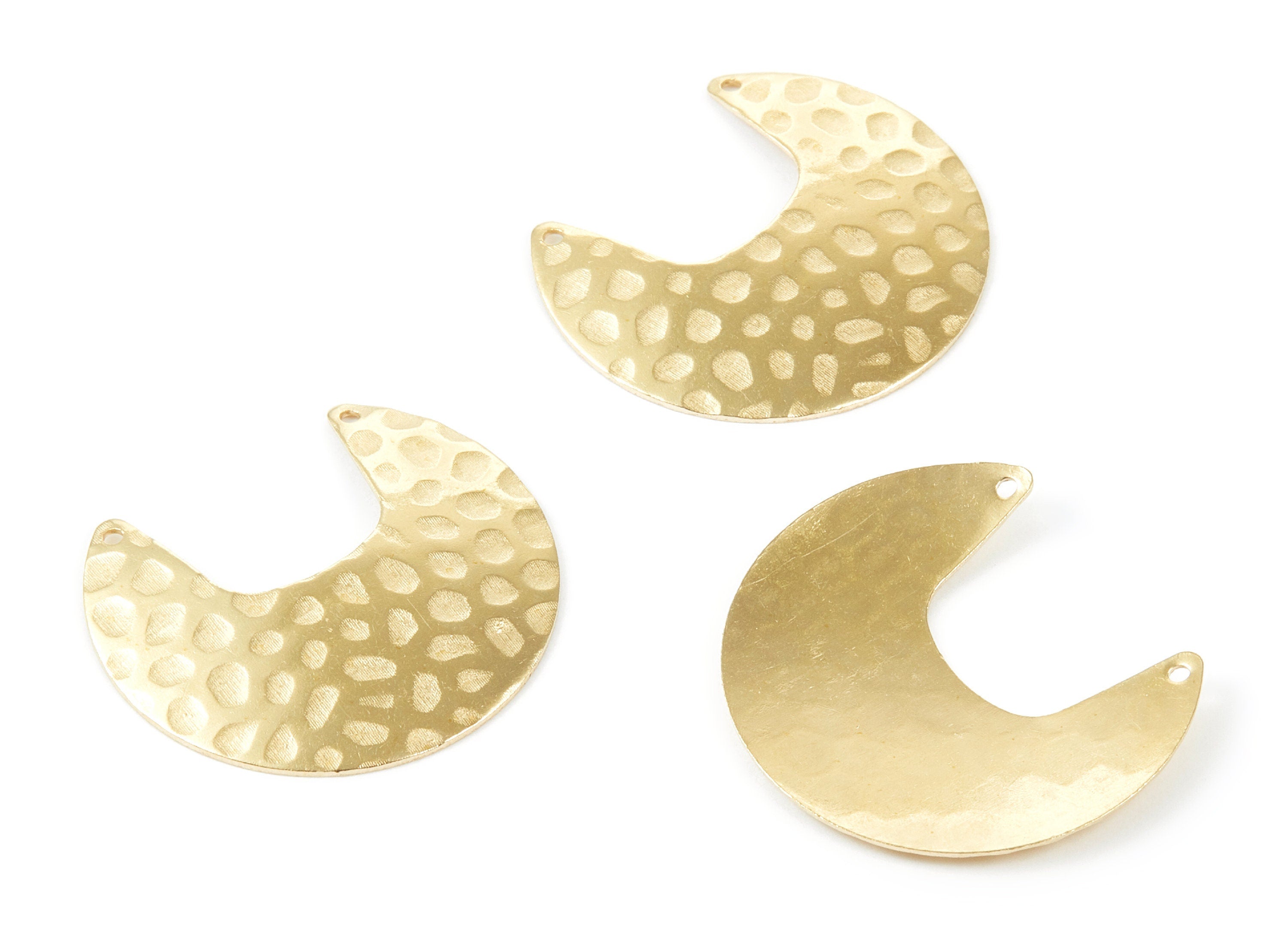 Brass Hammered Half Moon Charms - Half Moon Shaped Raw Brass Connector with 2 Hole - Jewelry Supplies - 33x29,7x0,55mm - PP2043 - DOMEDBAZAAR