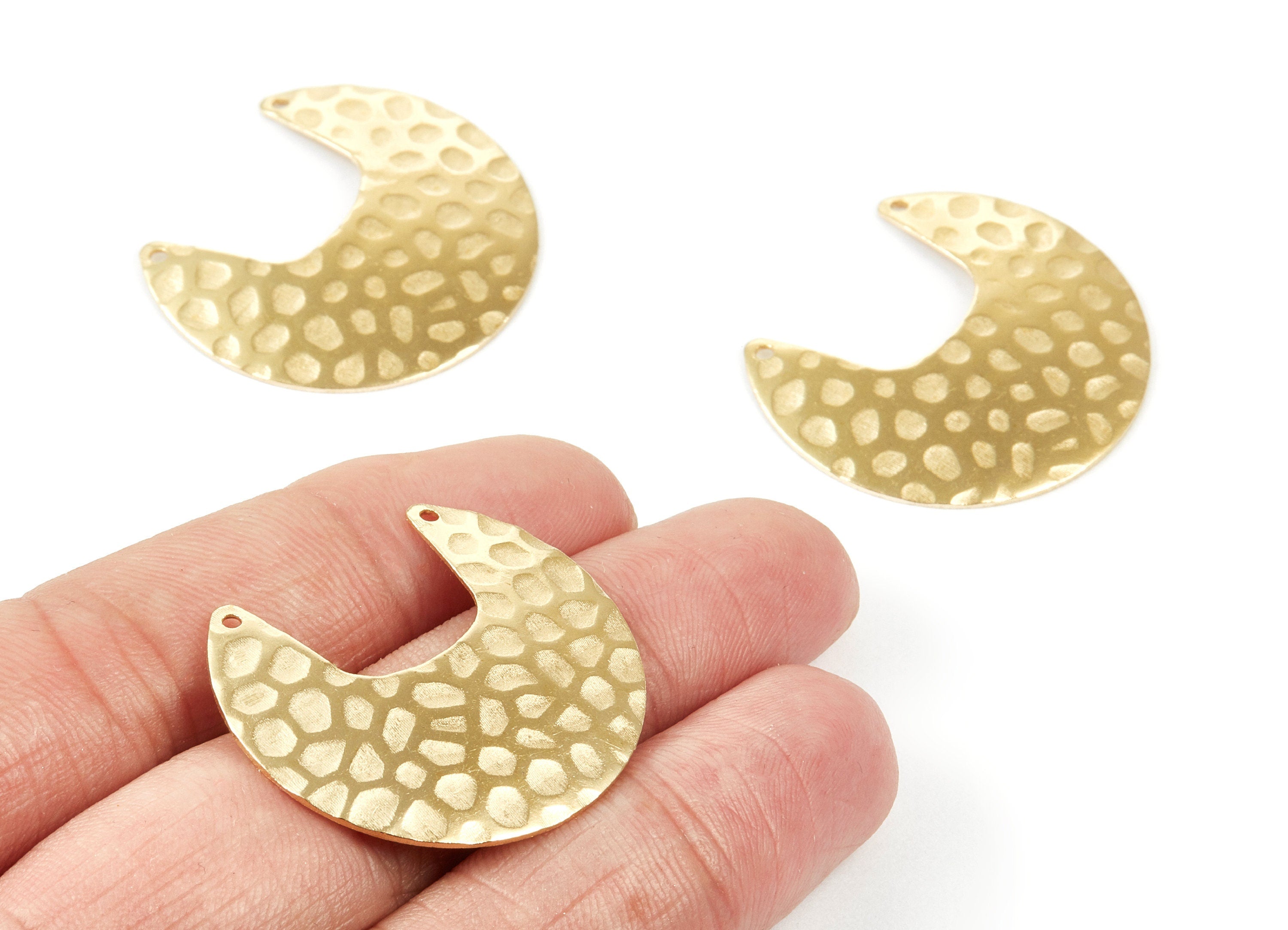 Brass Hammered Half Moon Charms - Half Moon Shaped Raw Brass Connector with 2 Hole - Jewelry Supplies - 33x29,7x0,55mm - PP2043 - DOMEDBAZAAR