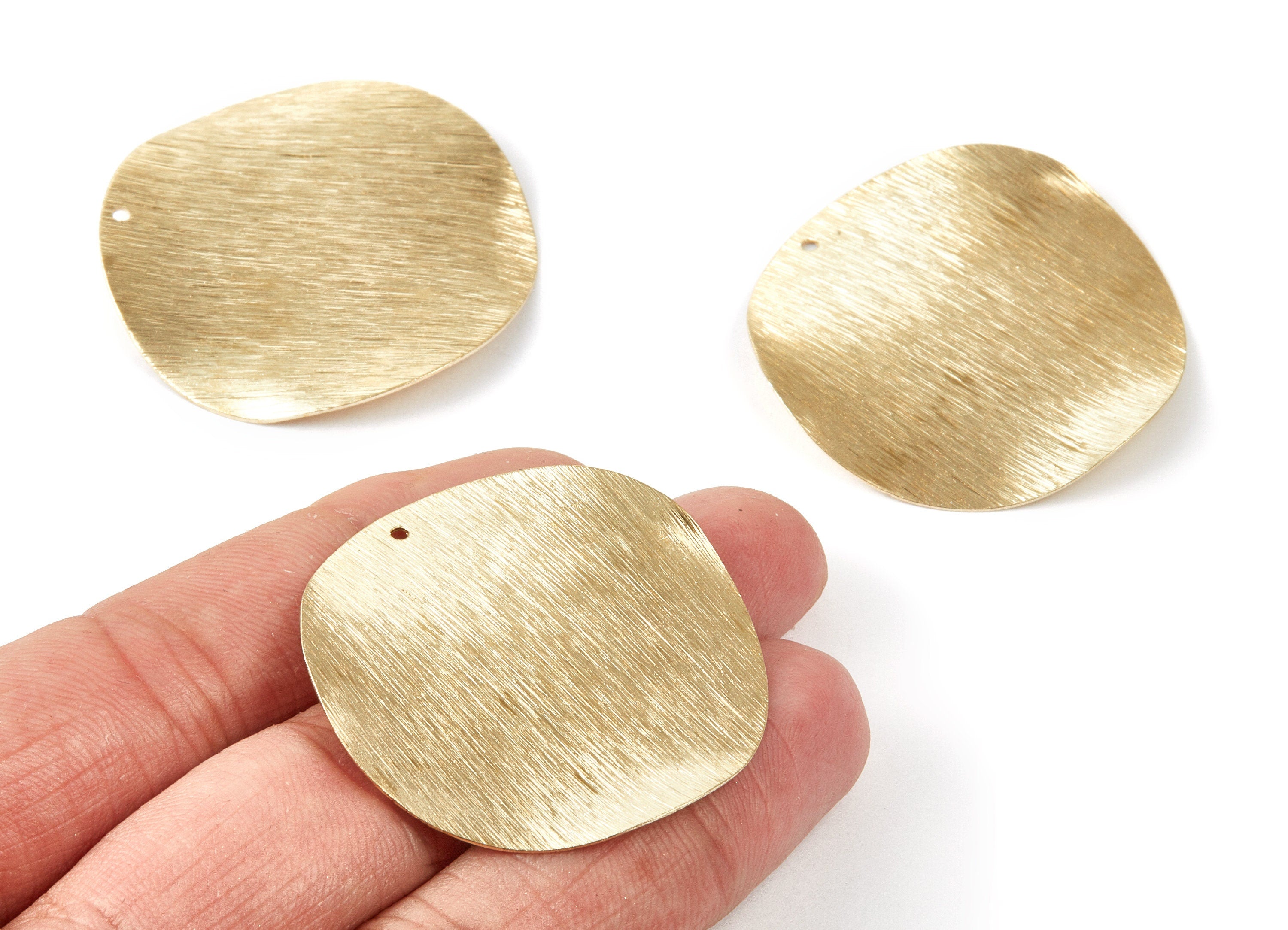 Brass Textured Round Charms - Textured Circle Raw Brass Pendant - Earring Findings - Jewelry Supplies - 40x40x0,52mm - PP1927 - DOMEDBAZAAR