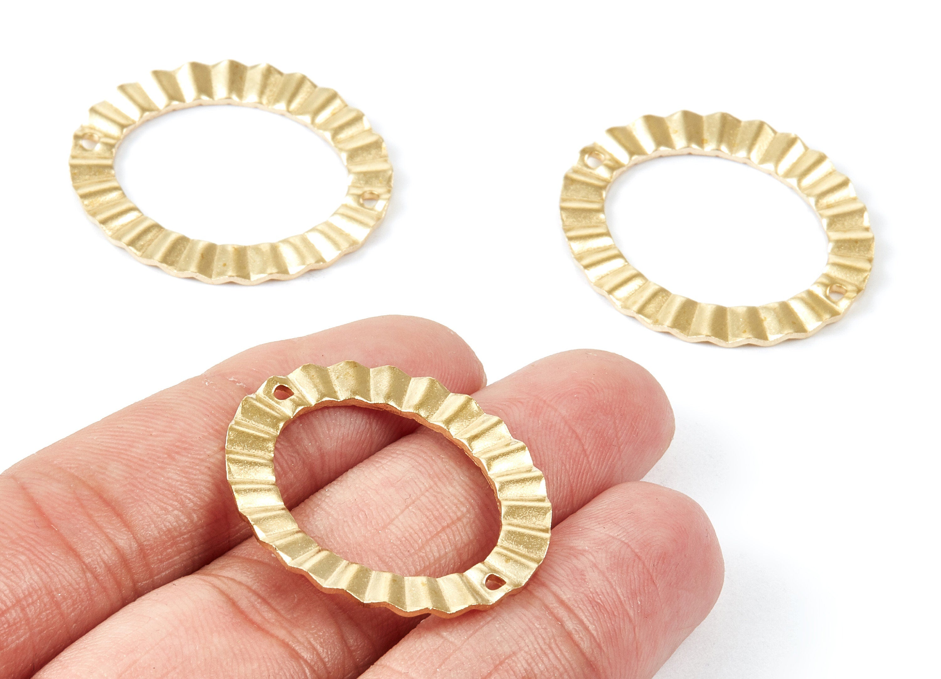 Brass Round Charms - Round Raw Brass Pendant - Connectors With 2 Holes - Jewelry Supplies - 33x28,5x1,95mm - PP1744 - DOMEDBAZAAR