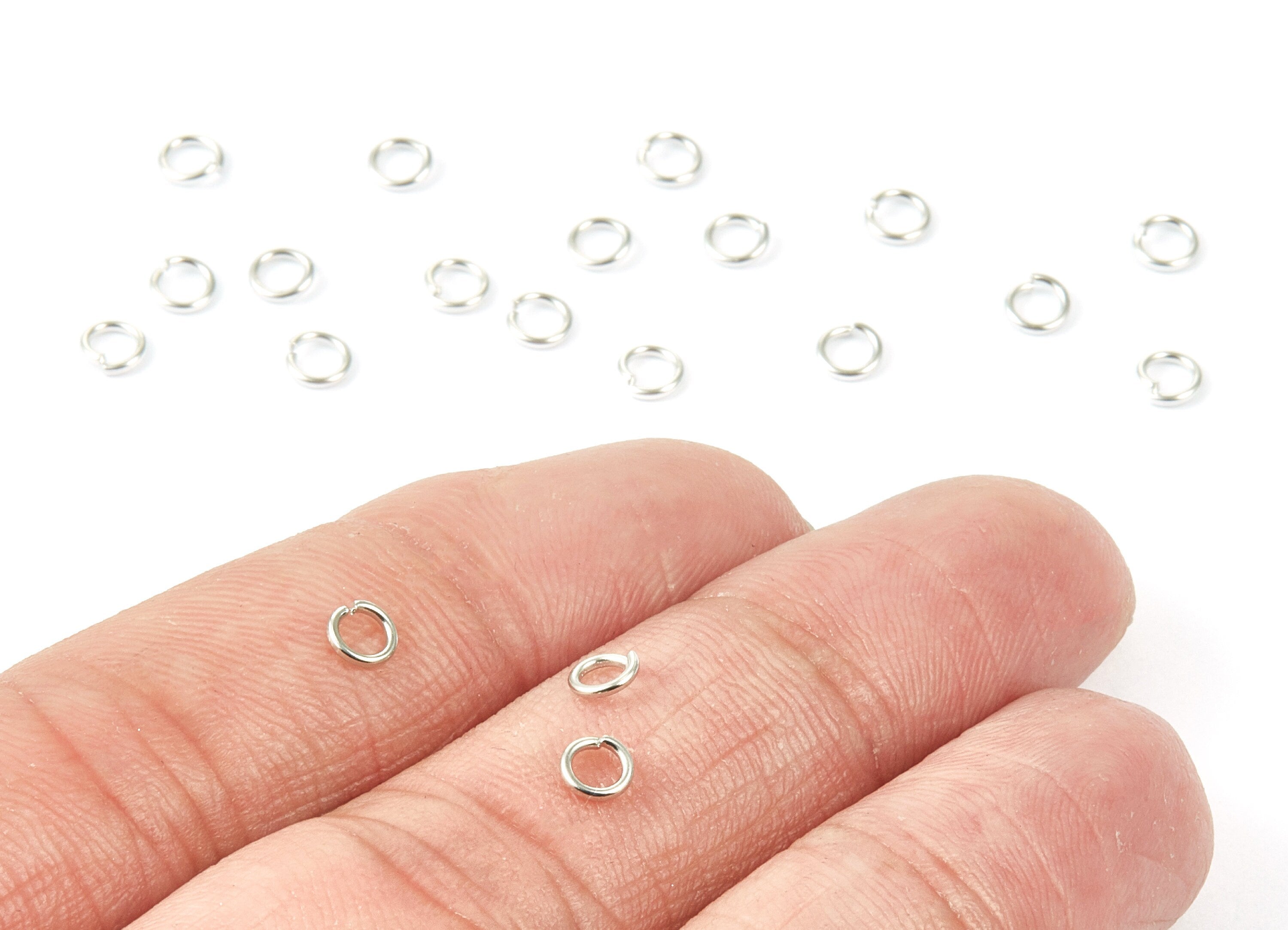 Brass Open Jump Rings - 4x0.7mm - Silver Tone Plated - Brass Open Jump Rings - Jewelry Supplies - PP1633S - DOMEDBAZAAR