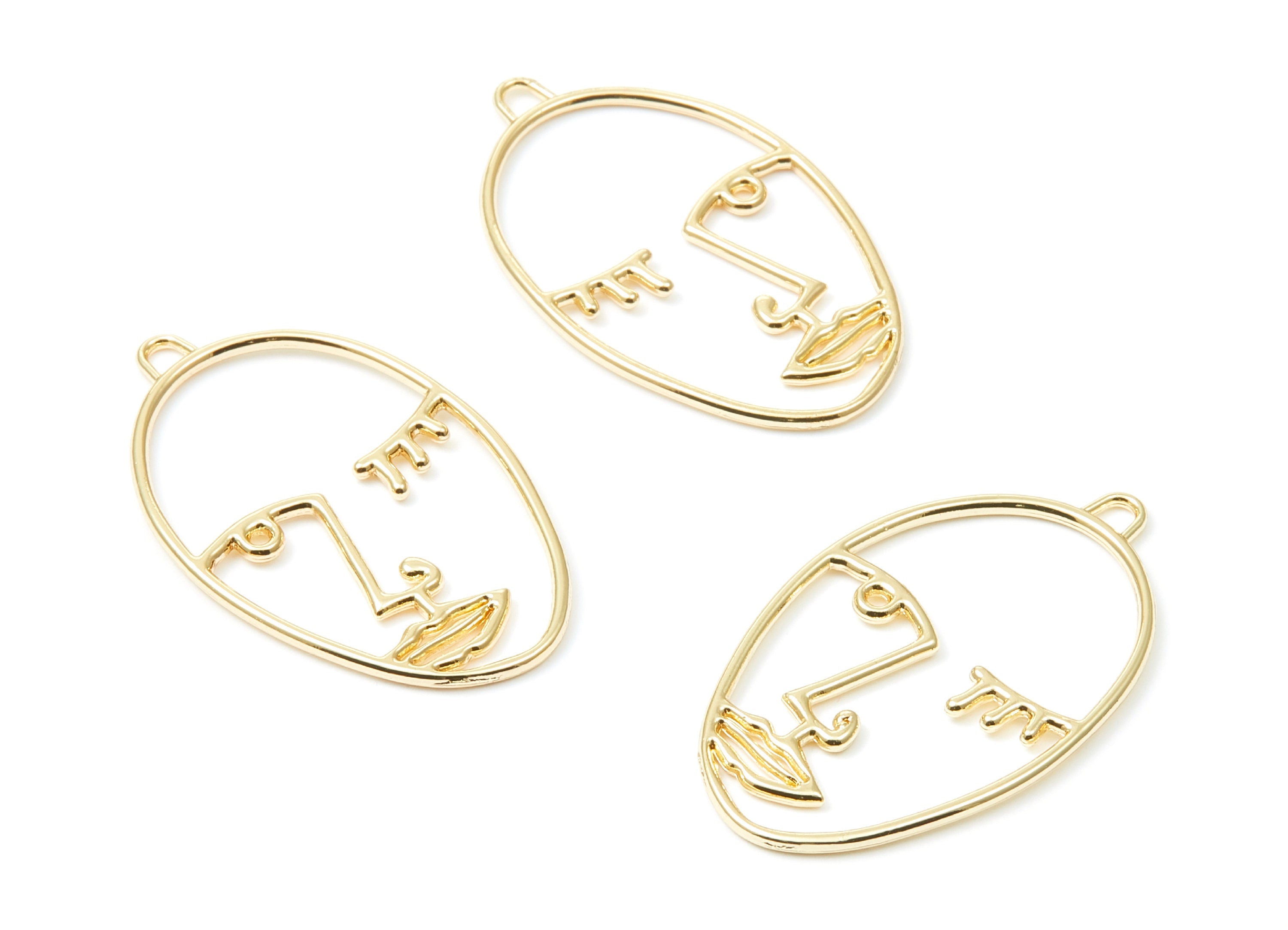 Face Shaped Charms - Zinc Alloy Earring Finding - Gold Tone - Alloy Pendant for Necklace - 40,74x24,68x1,61mm - ZZ1295 - DOMEDBAZAAR
