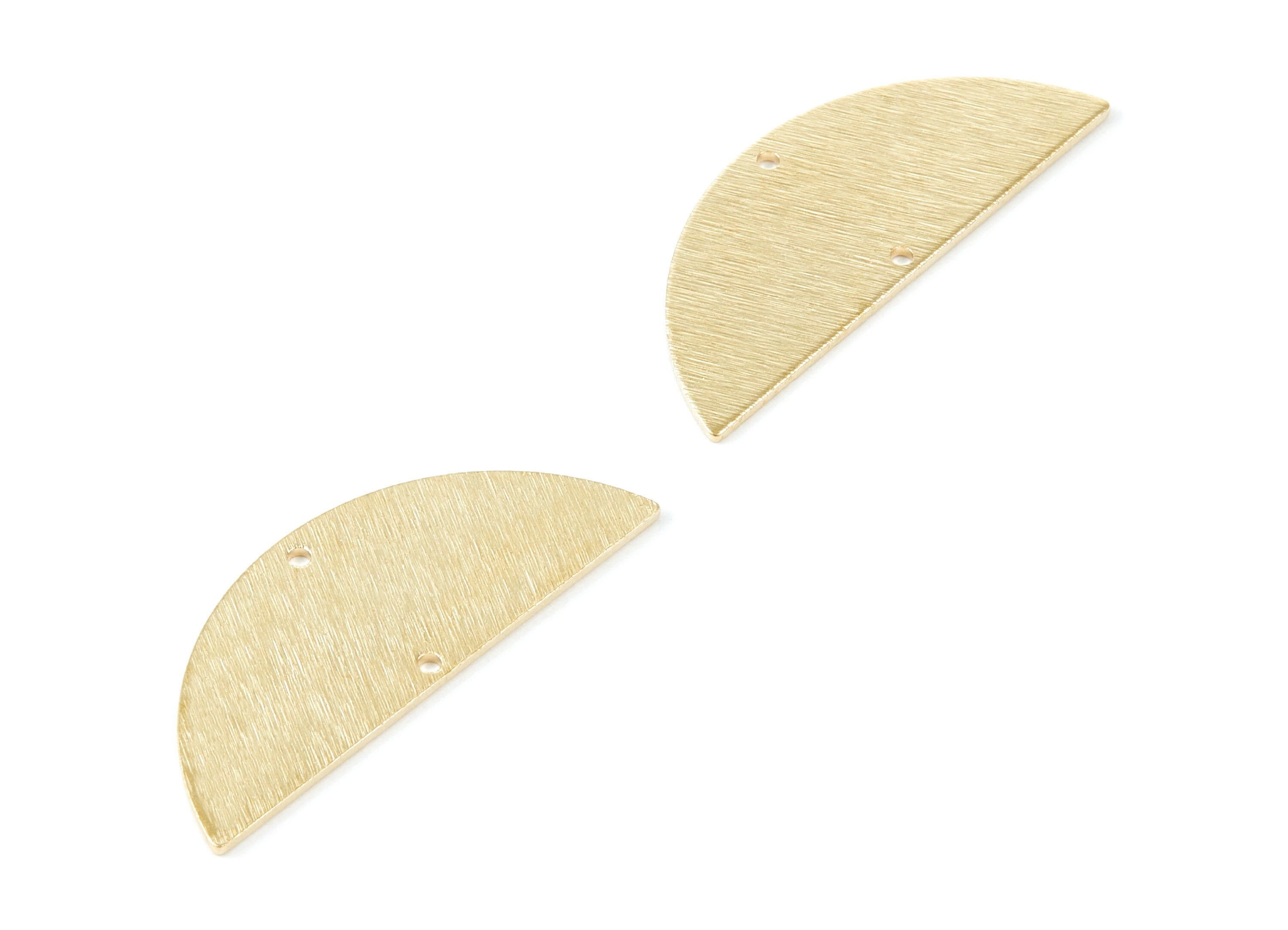 Brass Half Moon Charms - Textured Semi Circle Raw Brass Connector with 2 Holes - Jewelry Supplies - 39,22x15,47x0,99mm - PP2109 - DOMEDBAZAAR