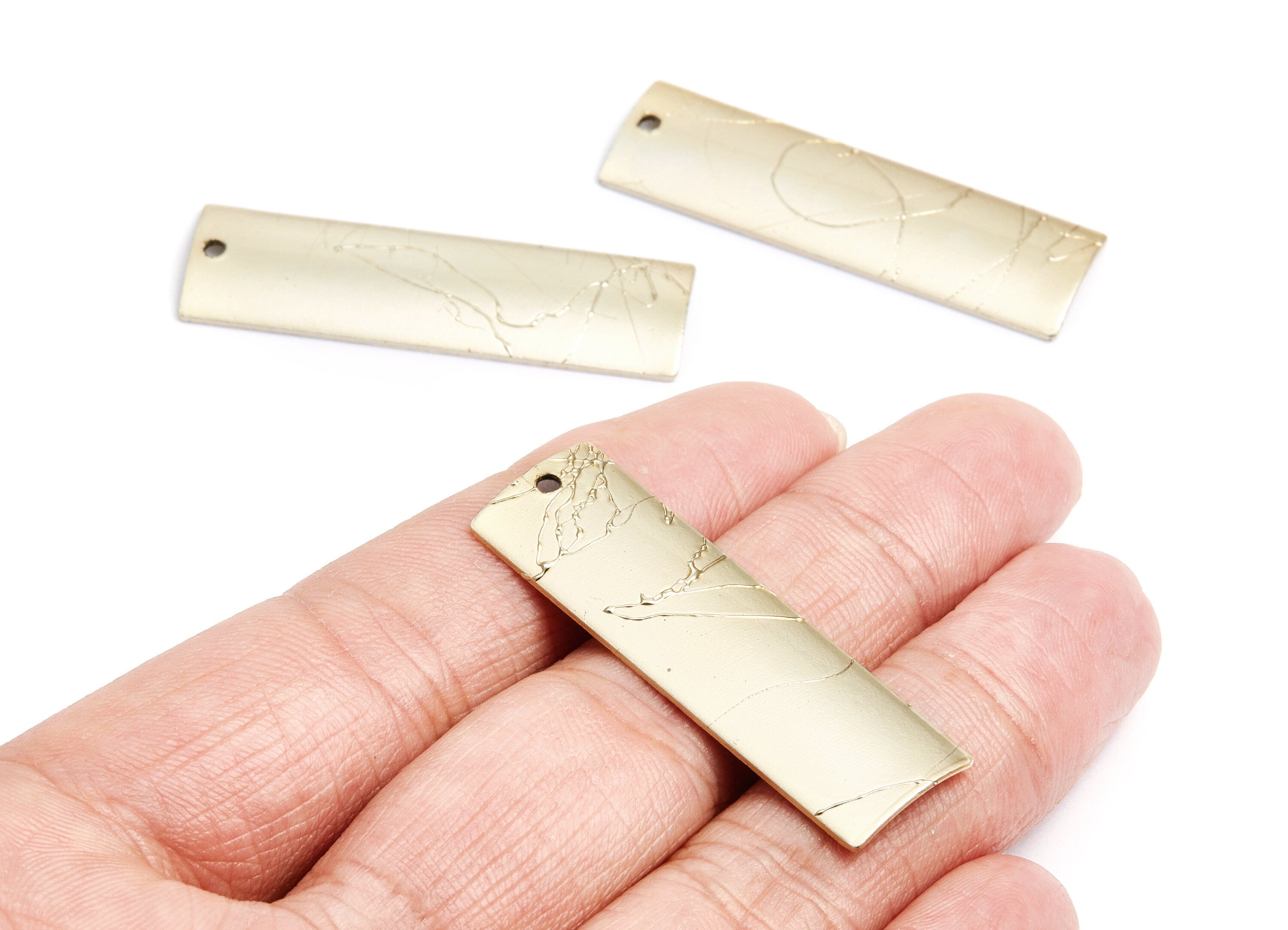 Rectangle Earring Charm - Gold Tone Plated Pendant - Iron Earring - Earring findings - Jewelry Supplies - 43,2x13,34x0,9mm - ZZ1321 - DOMEDBAZAAR
