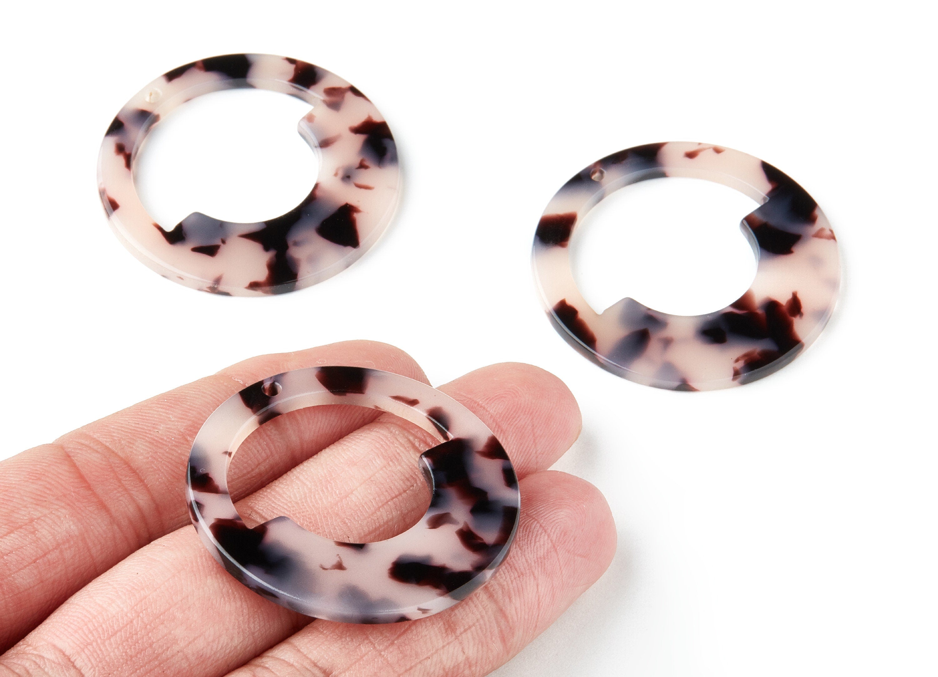 Acetate Acrylic Earring Charms -Blonde Acetate Pendant With 1 Hole - Color Code: A06 - Earring Findings - 39.65 x39.65x2.5mm - AC1339E - DOMEDBAZAAR