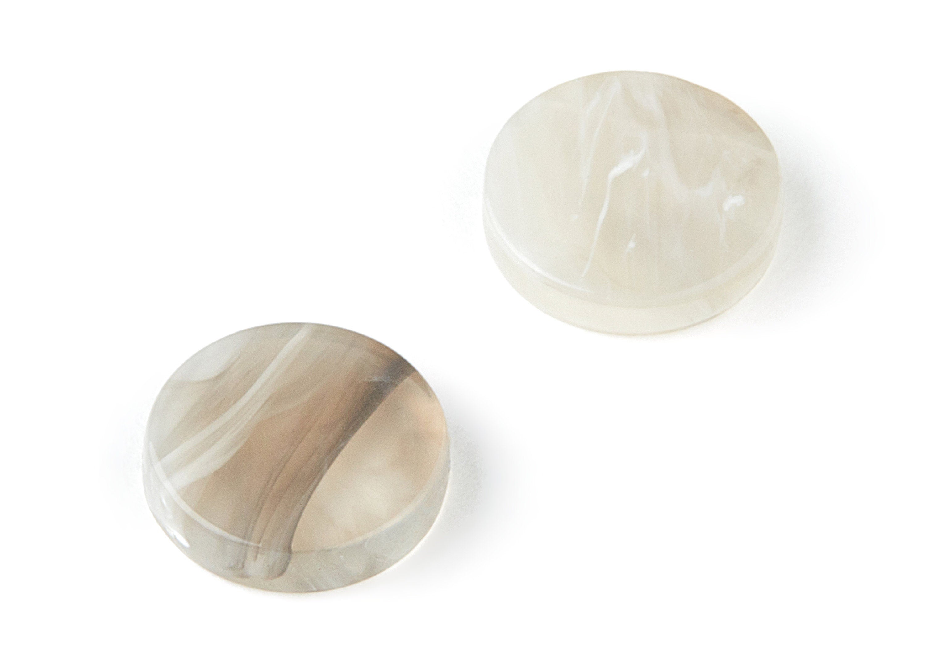 Acetate Round Earring Charms - Acrylic Circle Pendant - Earring Findings - Jewelry Supplies - Color Code: A192 - 11x11x2.66mm - AC1483-A192 - DOMEDBAZAAR