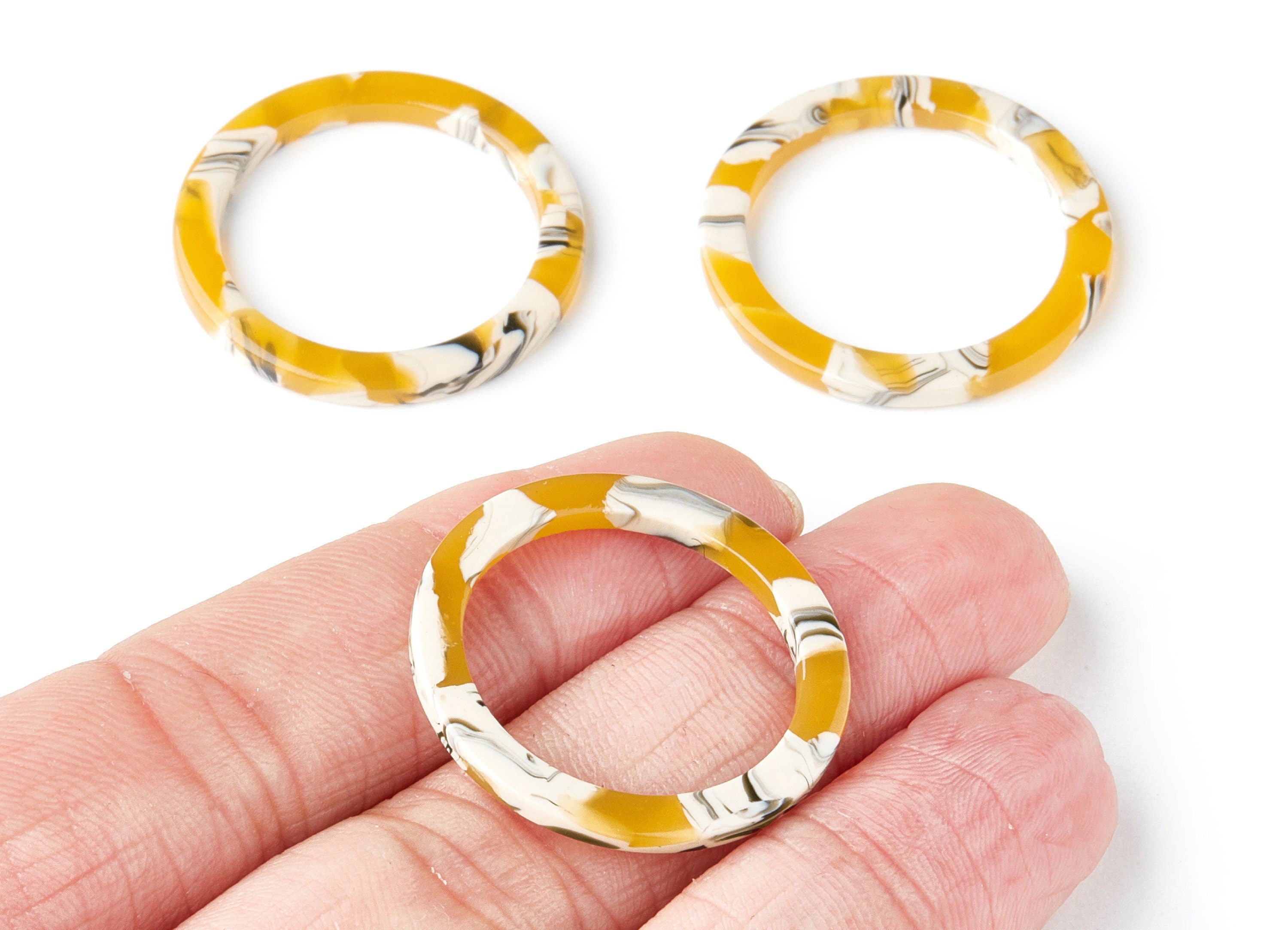 Acetate Hoop Earring Charms - Acrylic Circle Pendant - Earring Findings - Jewelry Supplies - Color Code: A14 - 28.8x28.8x2.55mm - AC1169R - DOMEDBAZAAR