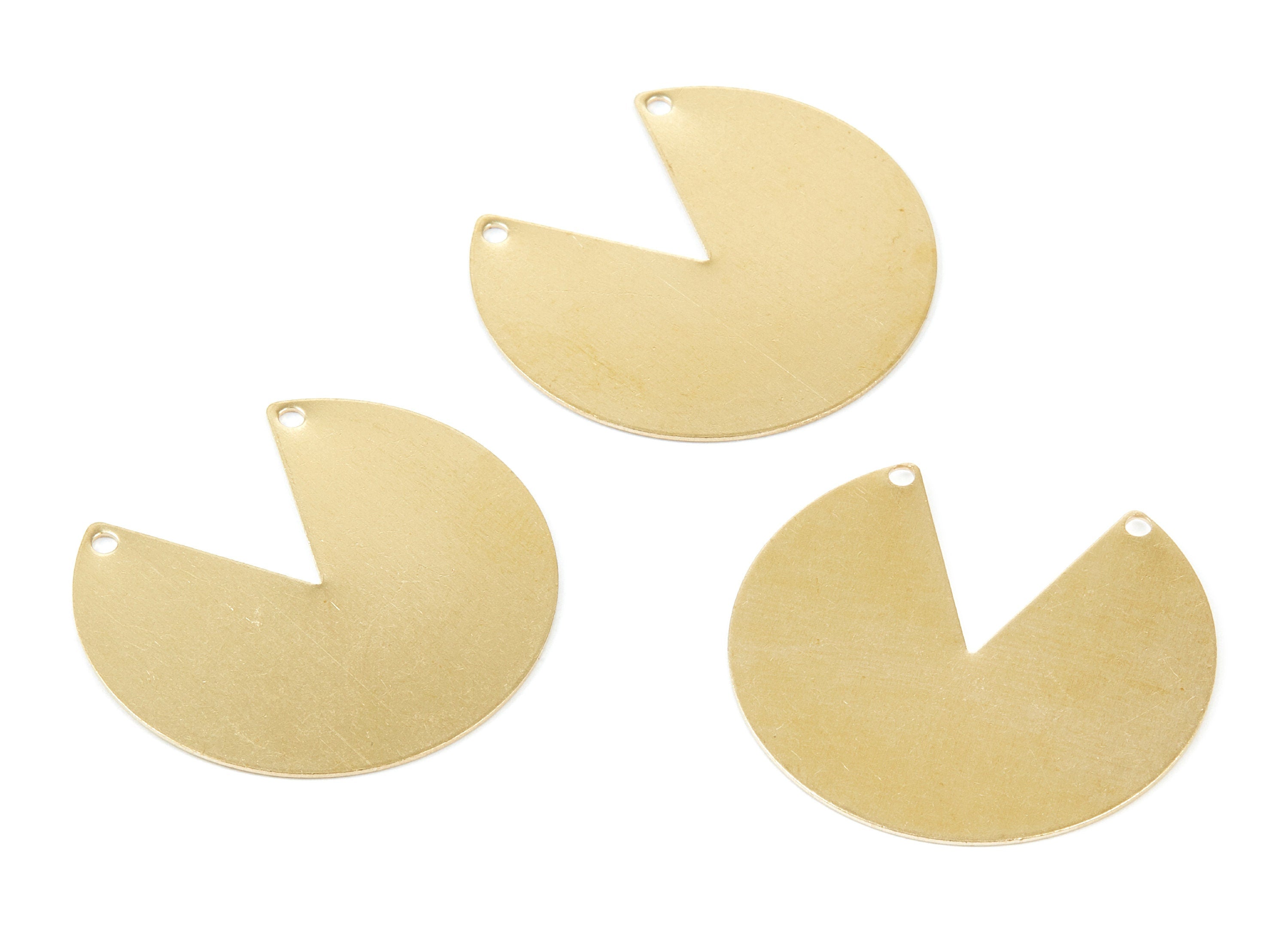 Personalized stamping blank - Brass Notched Circle Charms - Notched Circle Shaped Raw Brass Connector with 2 Holes - 37x34x0,62mm - PP1981 - DOMEDBAZAAR