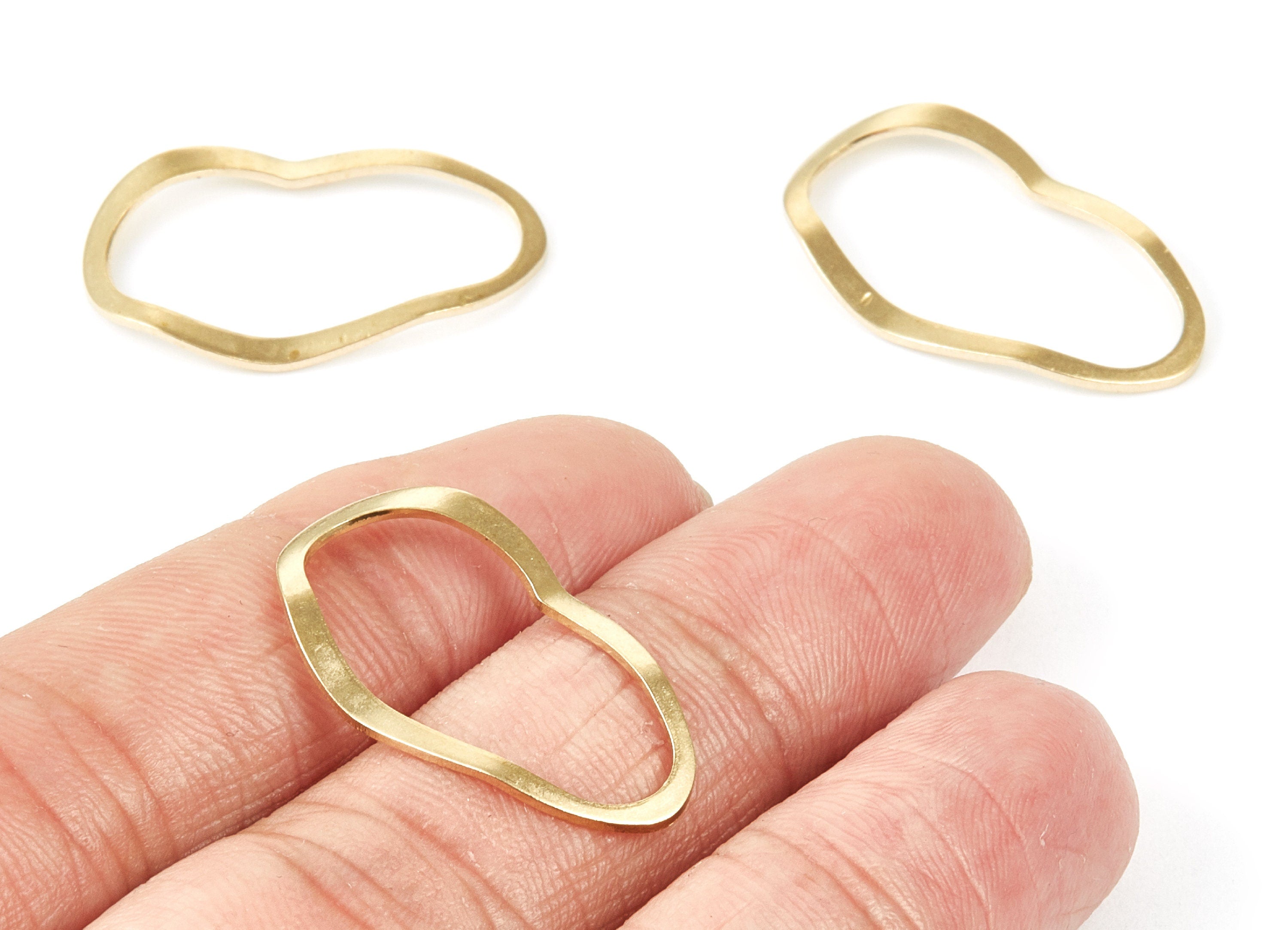 Brass Oval Charms - Wavy oval Shaped Raw Brass Pendant - Earring Findings - Jewelry Supplies - 28x16.22x0.8mm - PP1843 - DOMEDBAZAAR