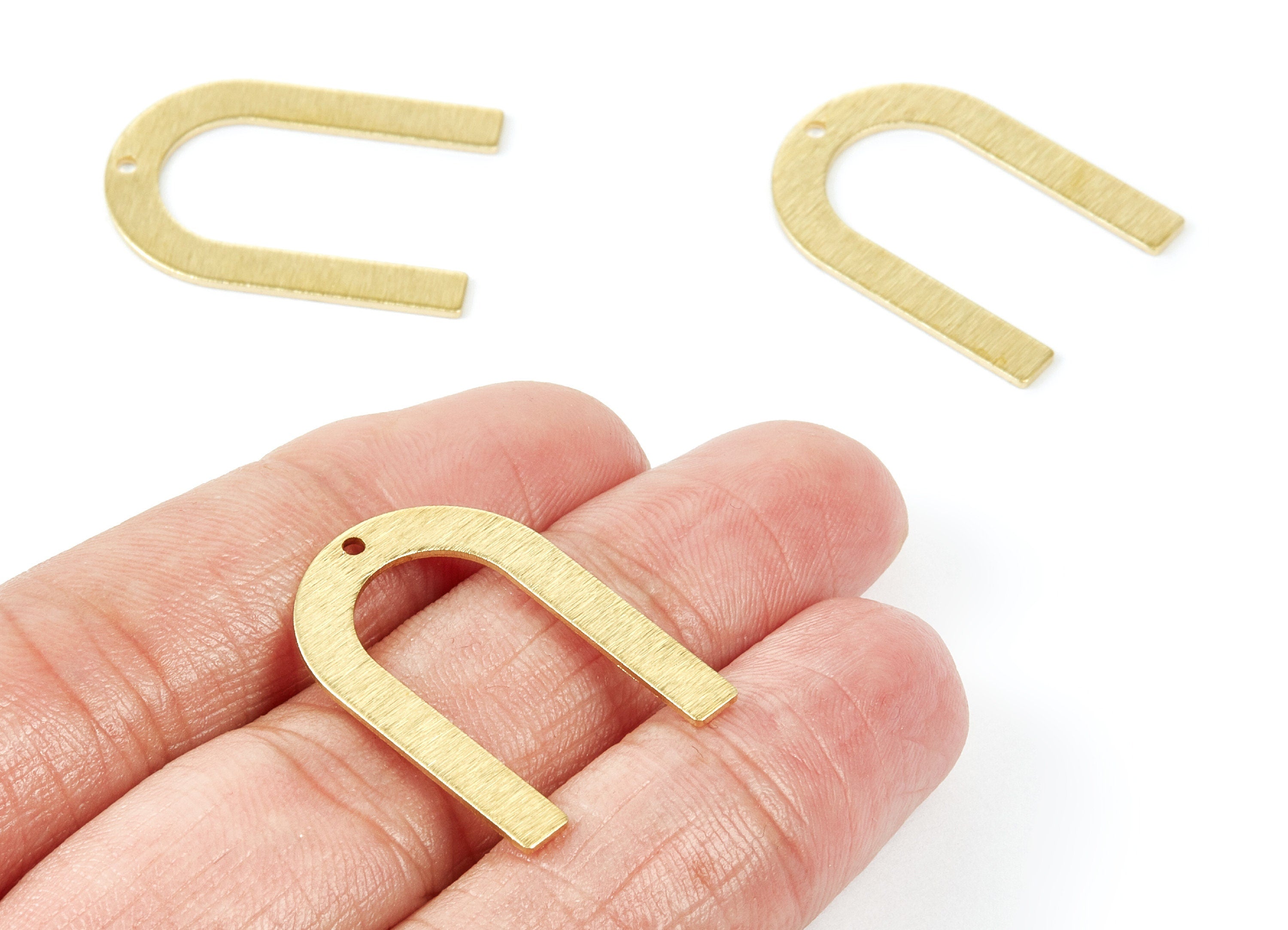 Brass Textured U Charms - Textured U Shaped Raw Brass pendant - Jewelry Supplies - 28x20x0,95mm - PP1915 - DOMEDBAZAAR