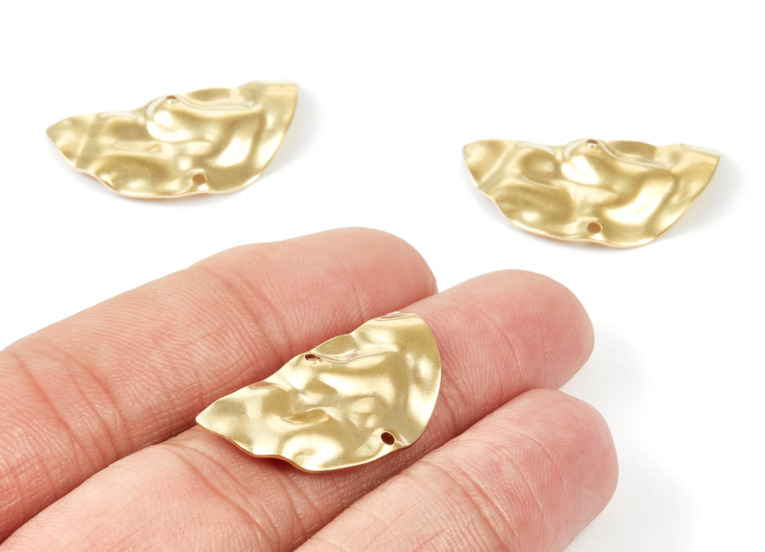 Brass Wavy Half Round Charms - Wavy Half Round Raw Brass Connectors With 2 Holes - Jewelry Supplies - 29x15x1,75mm - PP1822 - DOMEDBAZAAR