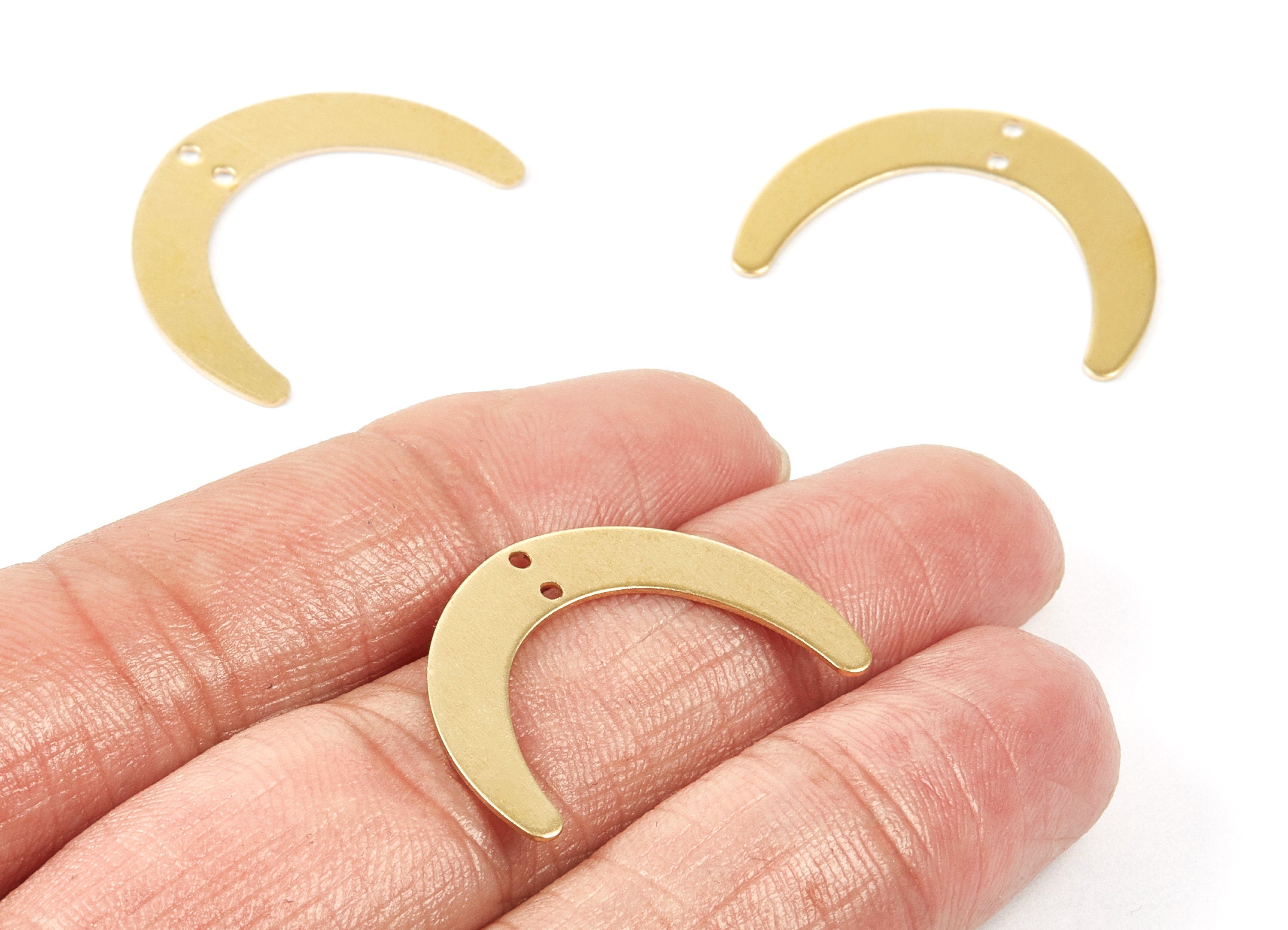 Brass Moon Charms - Moon Shaped Raw Brass Connectors With 2 Holes - Jewelry Supplies - 28.4x20x0.7mm - PP1746 - DOMEDBAZAAR