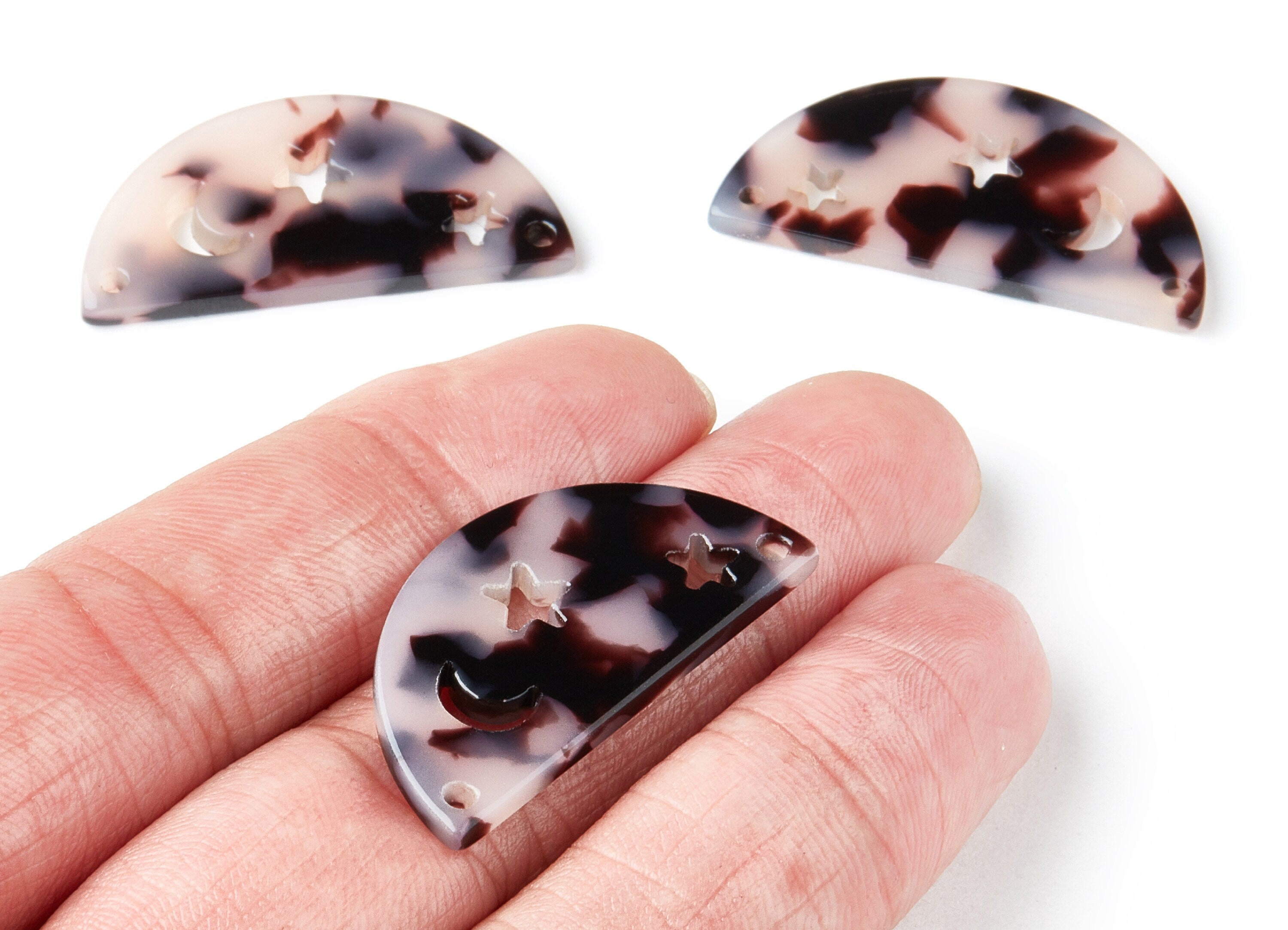 Acetate Acrylic Charms - Blonde Tortoise Shell Earrings - D Shaped Connector - 2 Holes - Color Code:A06 - 34.72x17.28x2.48mm - AC1332A - DOMEDBAZAAR
