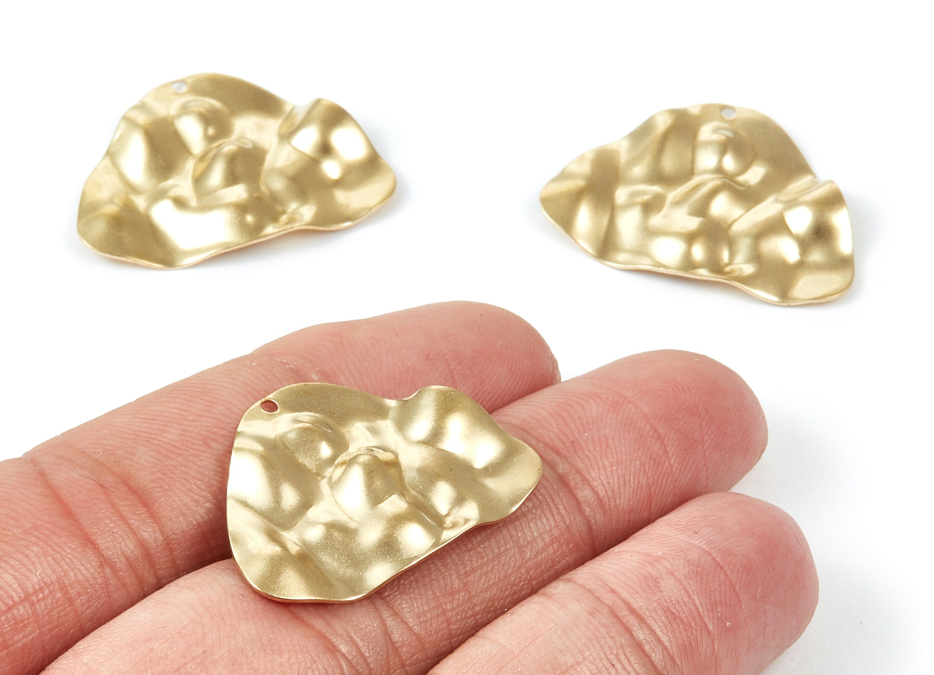 Brass Wavy Charms - Wavy Triangle Raw Brass Pendant - Earring Findings - Jewelry Supplies - 30x22x1,93mm - PP2057 - DOMEDBAZAAR