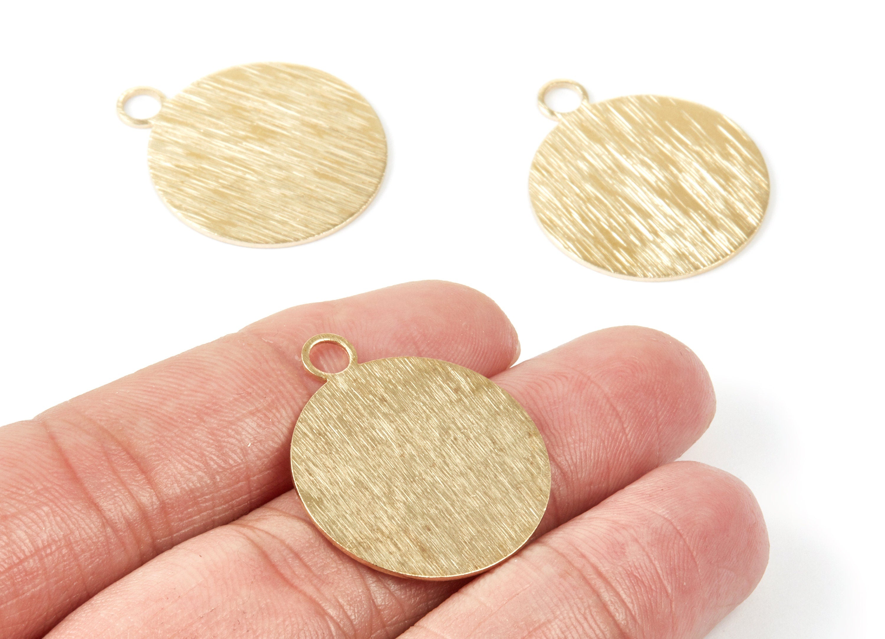 Brass Round Charms - Rough Textured Raw Brass Pendant - Earring Findings - Jewelry Supplies - 29,92x25x0,84mm - PP2083 - DOMEDBAZAAR