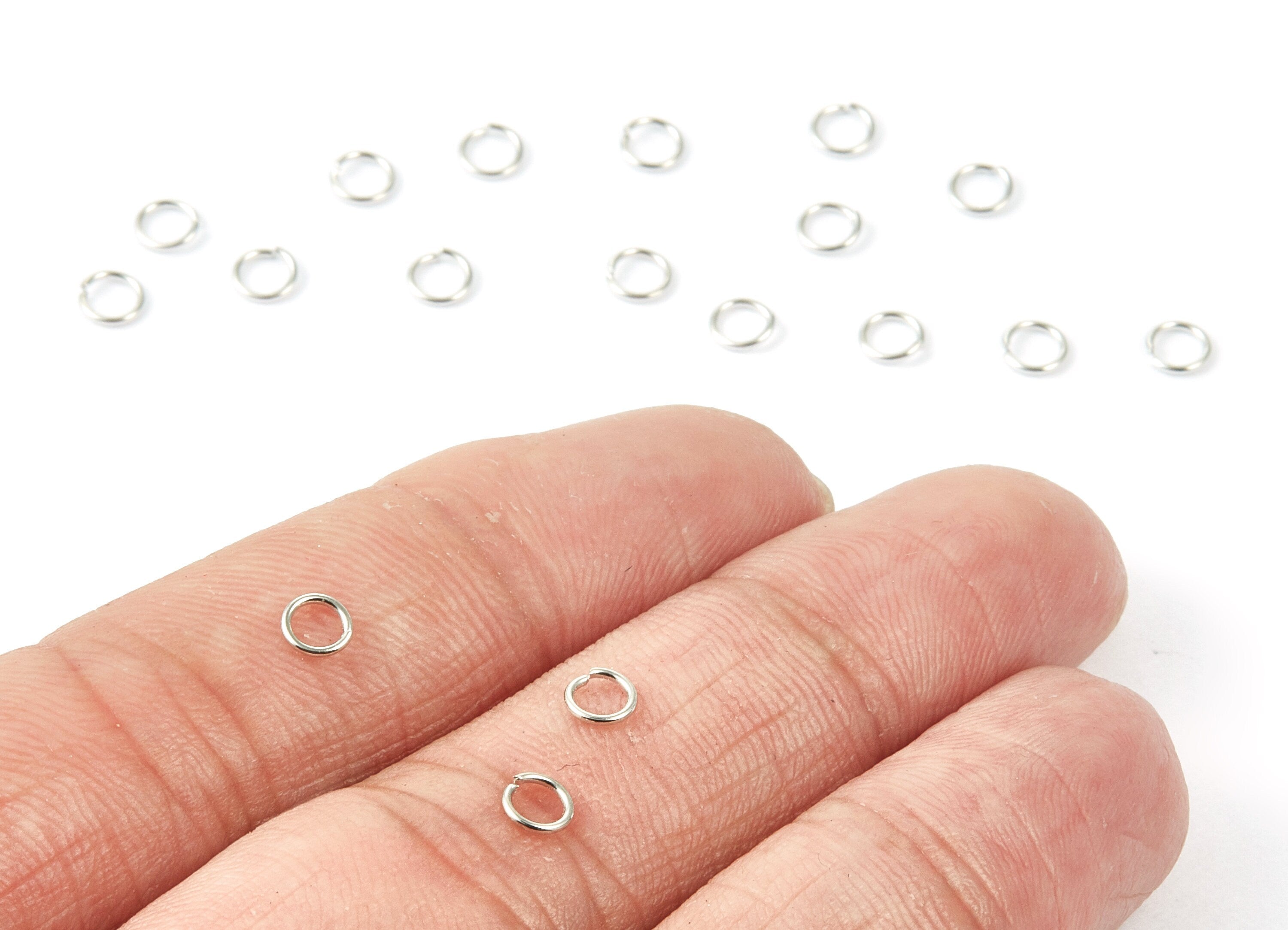 Brass Open Jump Rings - 4x0.6mm - Silver Tone Plated - Brass Open Jump Rings - Jewelry Supplies - PP1627S - DOMEDBAZAAR