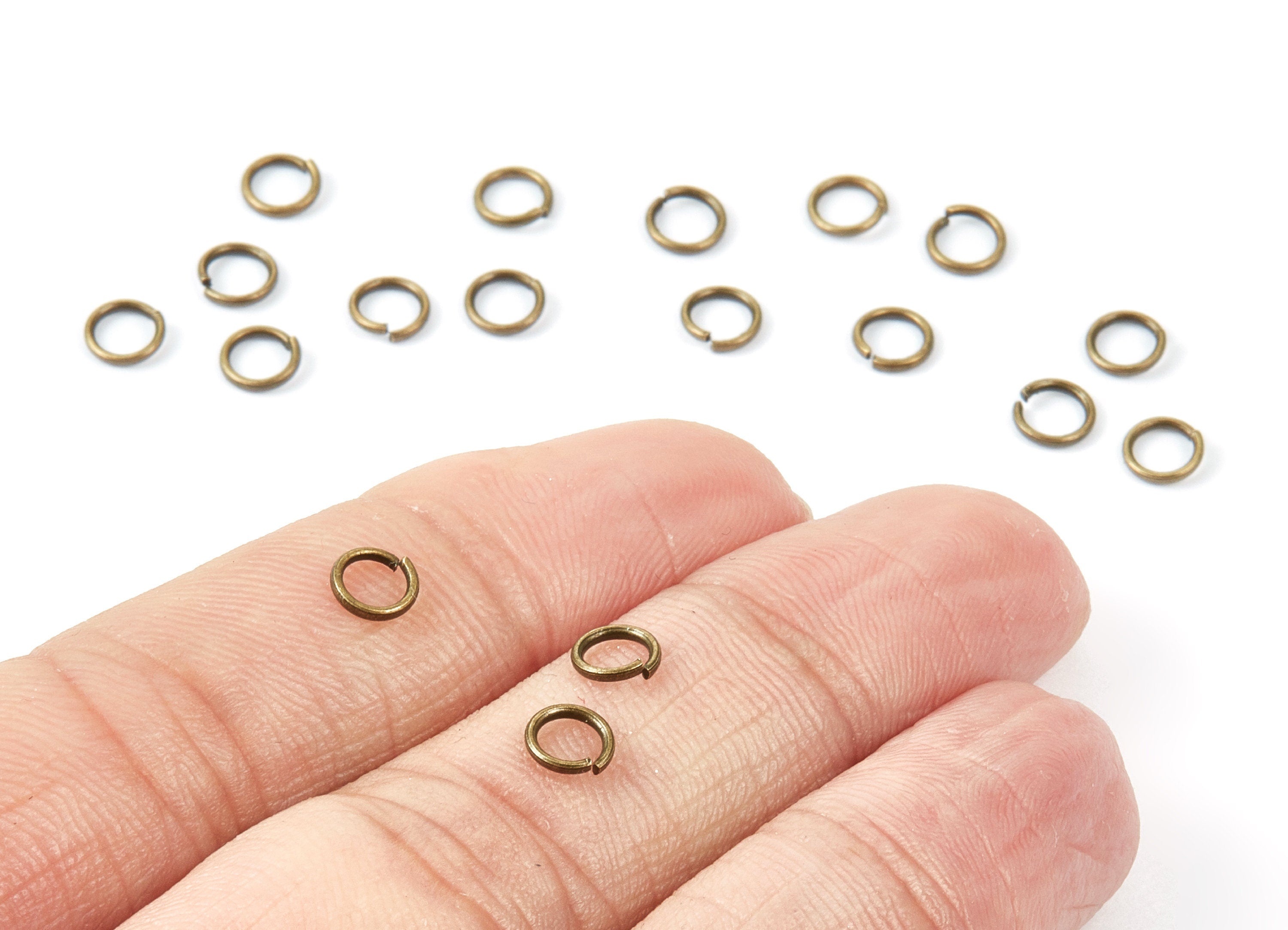 Brass Open Jump Rings - 5x0.8mm - Antique Bronze Tone Plated - Brass Open Jump Rings - Jewelry Supplies - PP1646AB - DOMEDBAZAAR
