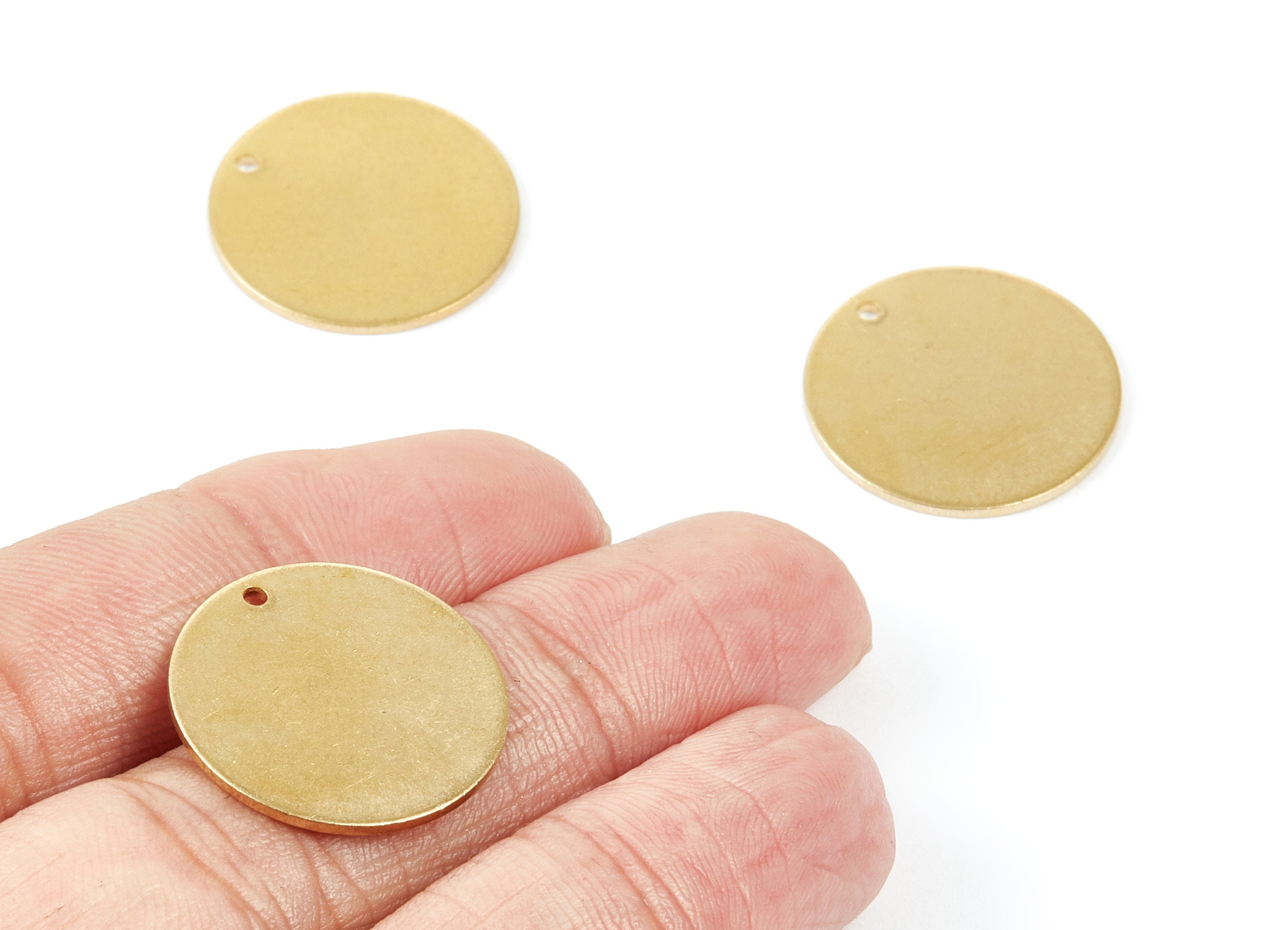 Personalized stamping blank - Brass Round Charms - Round Raw Brass Pendant With 1 Hole - Earring Findings - 20x20x0,85mm - PP1815 - DOMEDBAZAAR