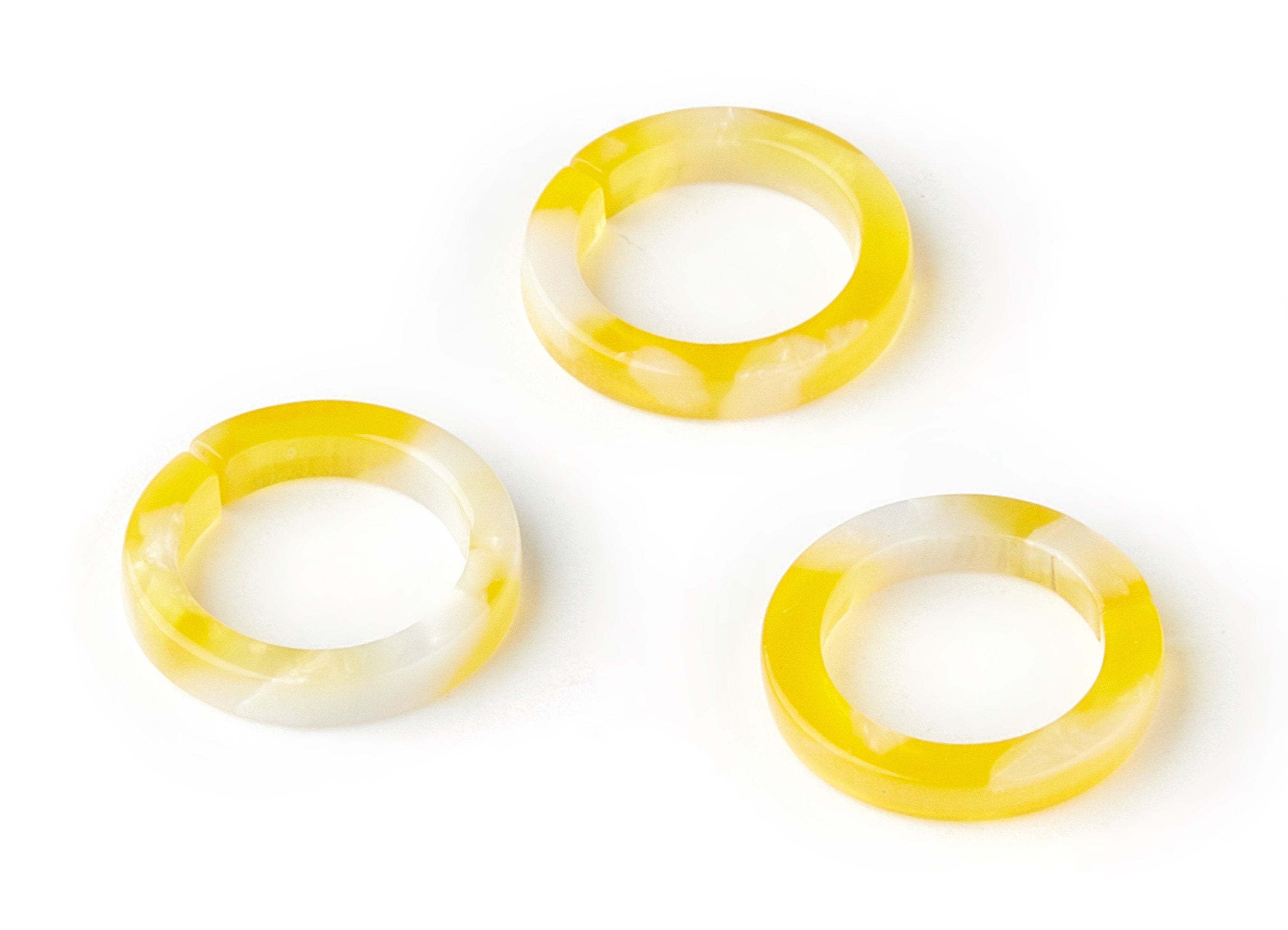 Acetate Circle Charms - Laser Cut Open Circle Pendant - Earring Findings - Jewelry Supplies - Color Code: A260 - 15x15.4x2.6mm - AC1554-A260 - DOMEDBAZAAR