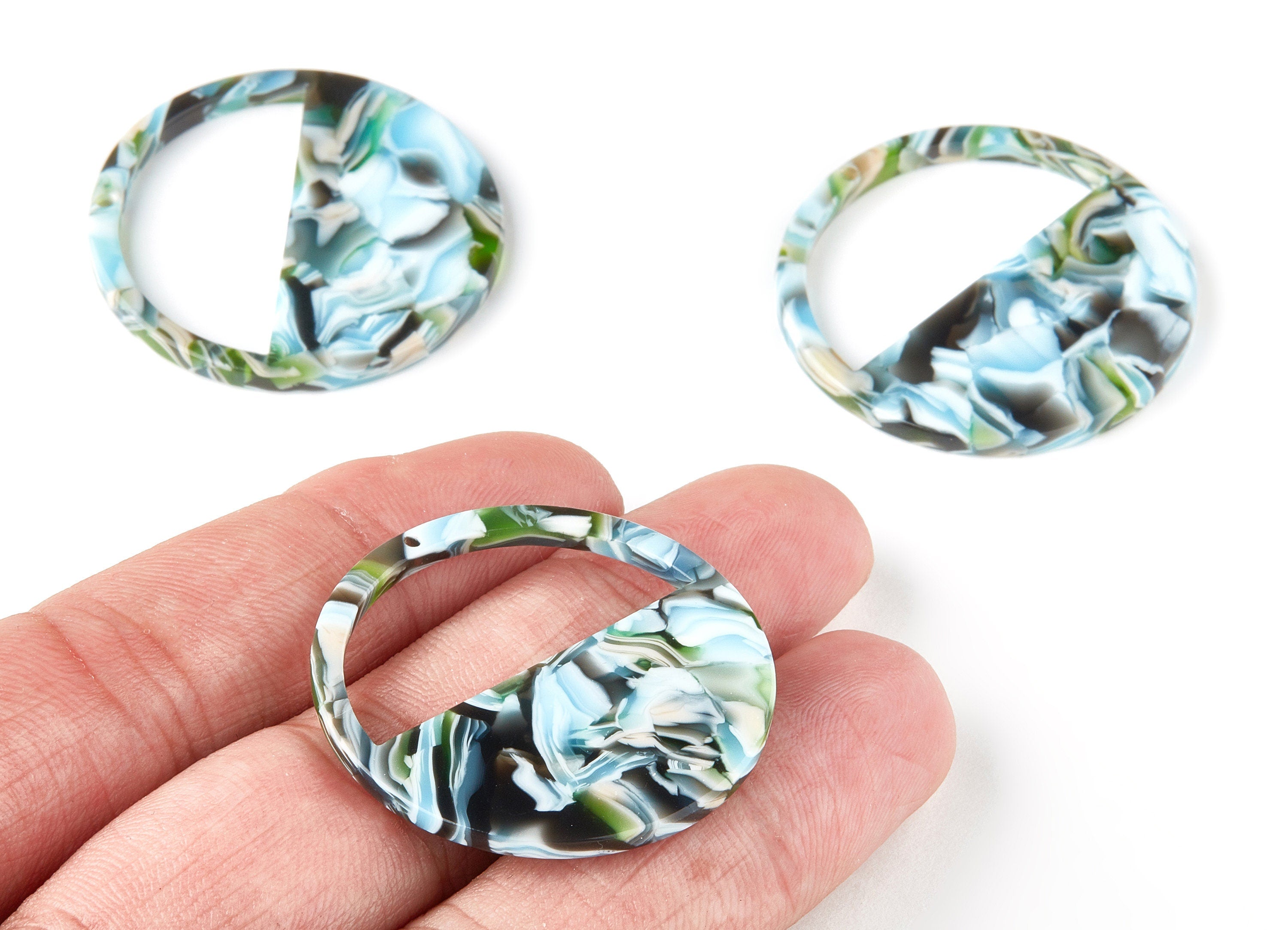 Acetate Round Earring Charms - Circle Pendant - Earring Findings - Jewelry Supplies - Color Code: A205 - 34.42x34.42x2.61mm - AC1498-A205 - DOMEDBAZAAR