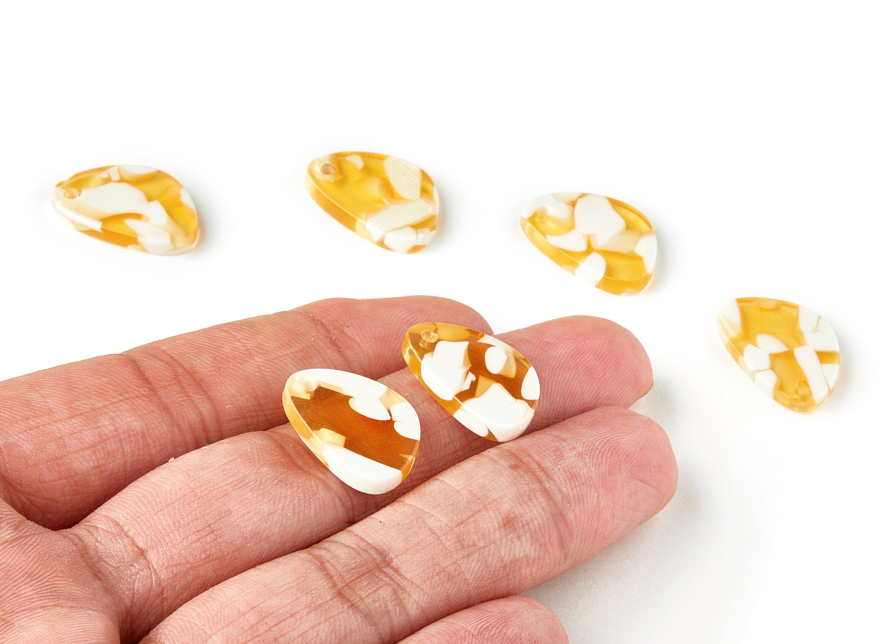 Acetate Oval Charms - Oval Earrings and Pendant - Earring Findings - Jewelry Supplies - Color Code: A334 - 19.81x13.52x2.45mm - AC1645-A334 - DOMEDBAZAAR